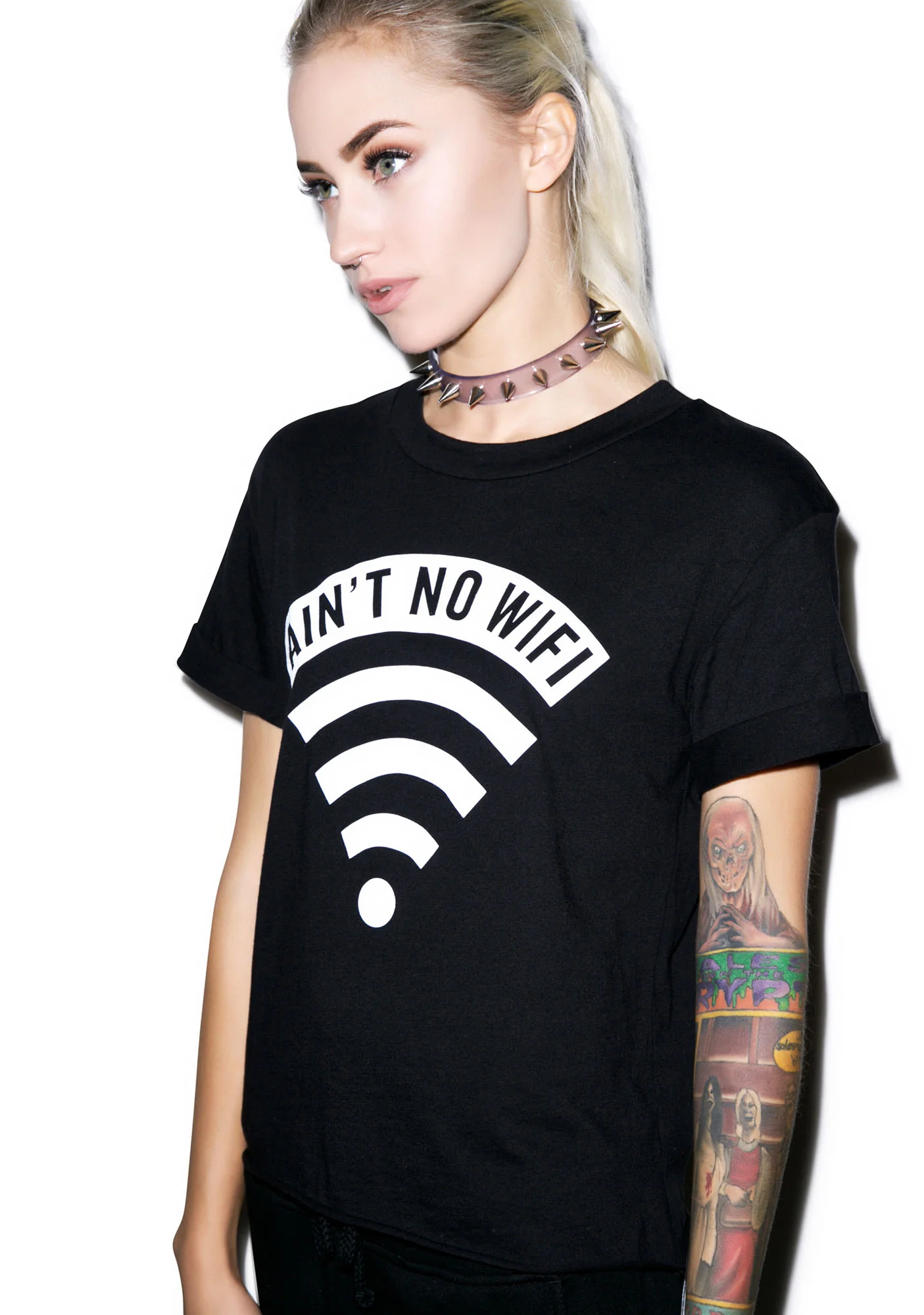 Aint No Wifi Crop Tee - Image 10