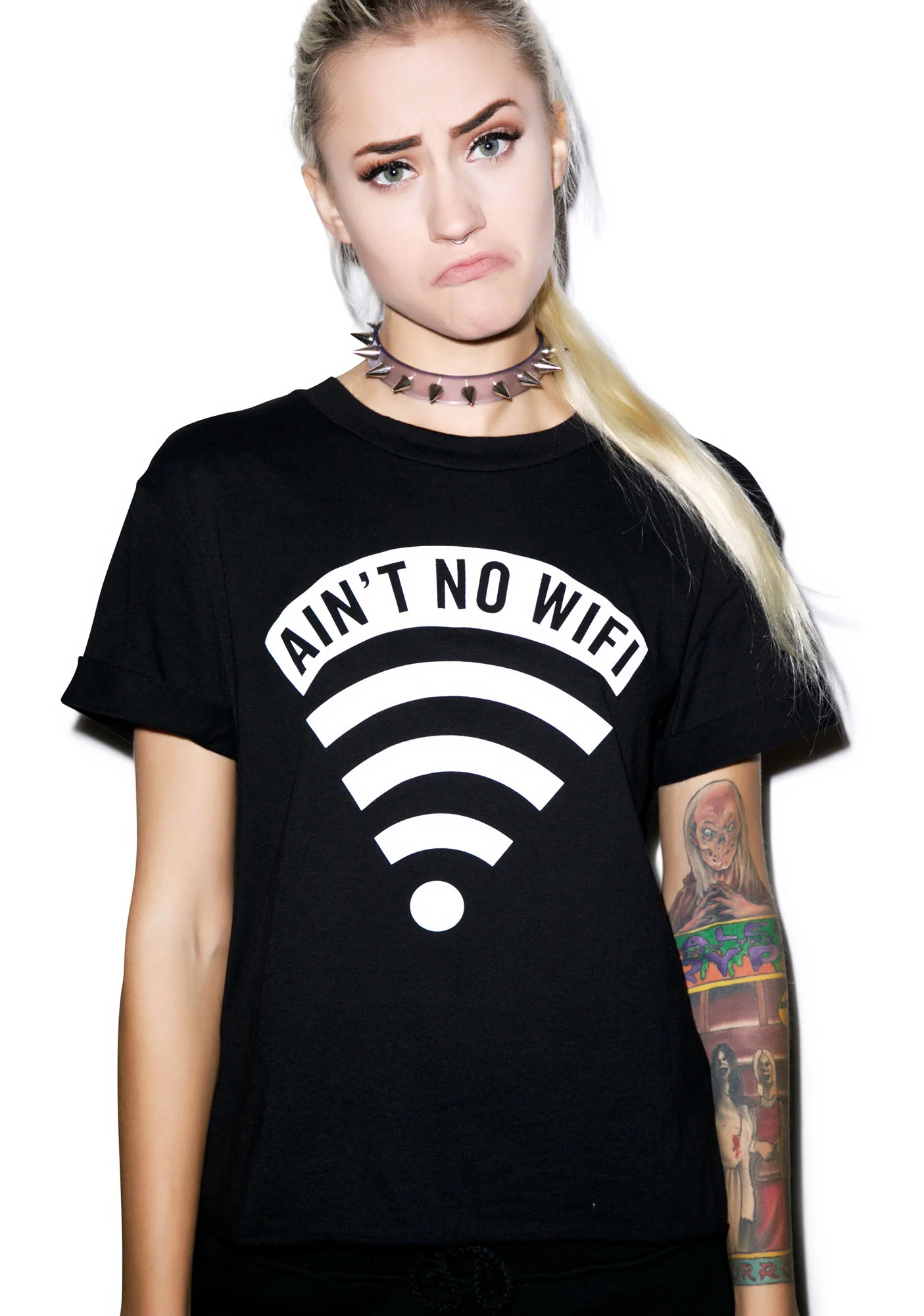 Aint No Wifi Crop Tee - Image 6