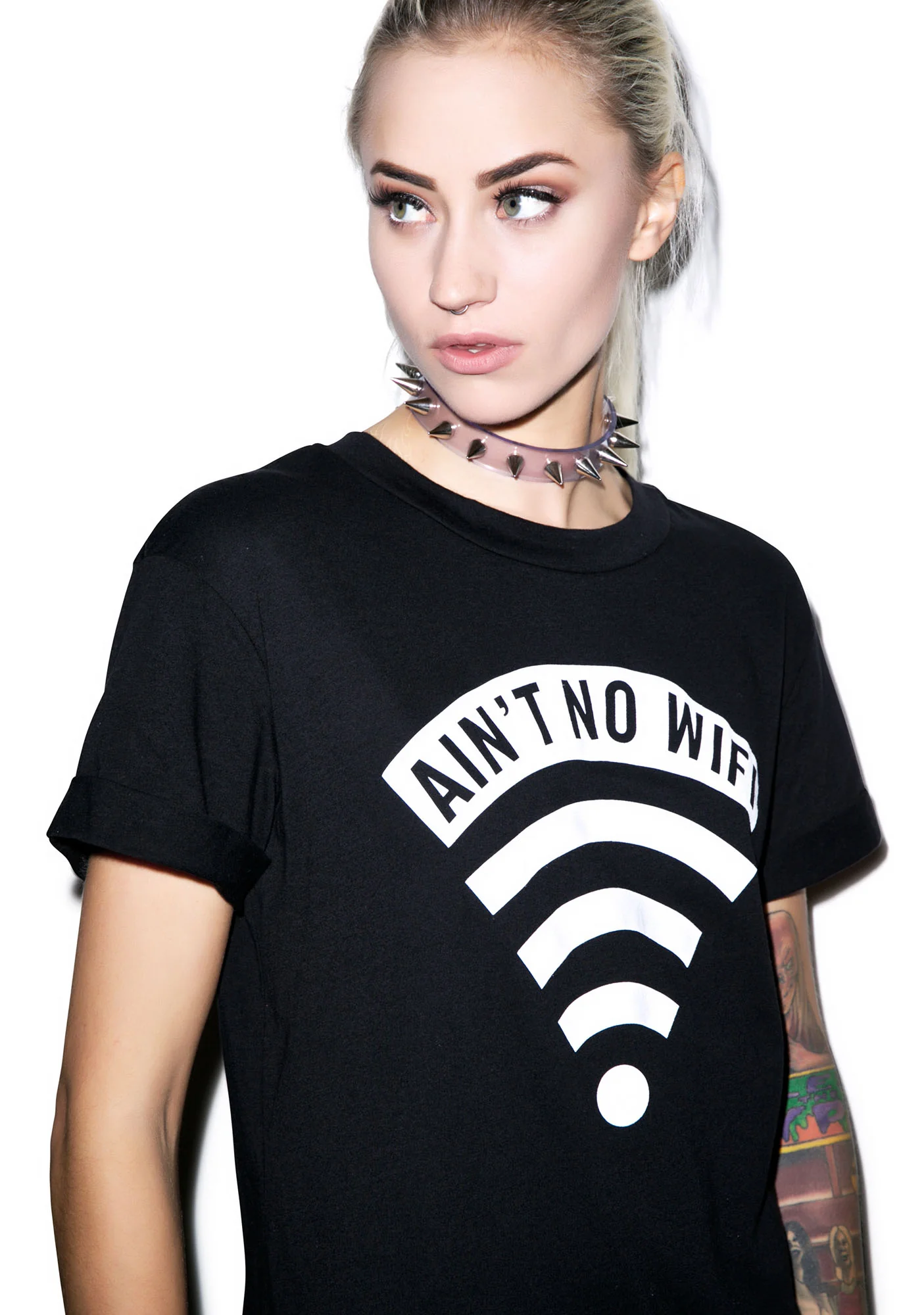 Aint No Wifi Crop Tee - Image 8