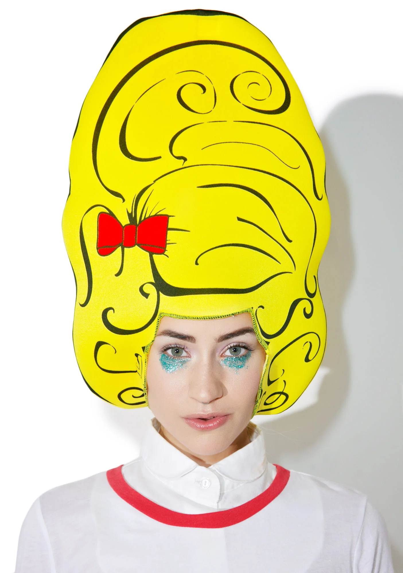 Betty Beehive Foam Wig - Image 4