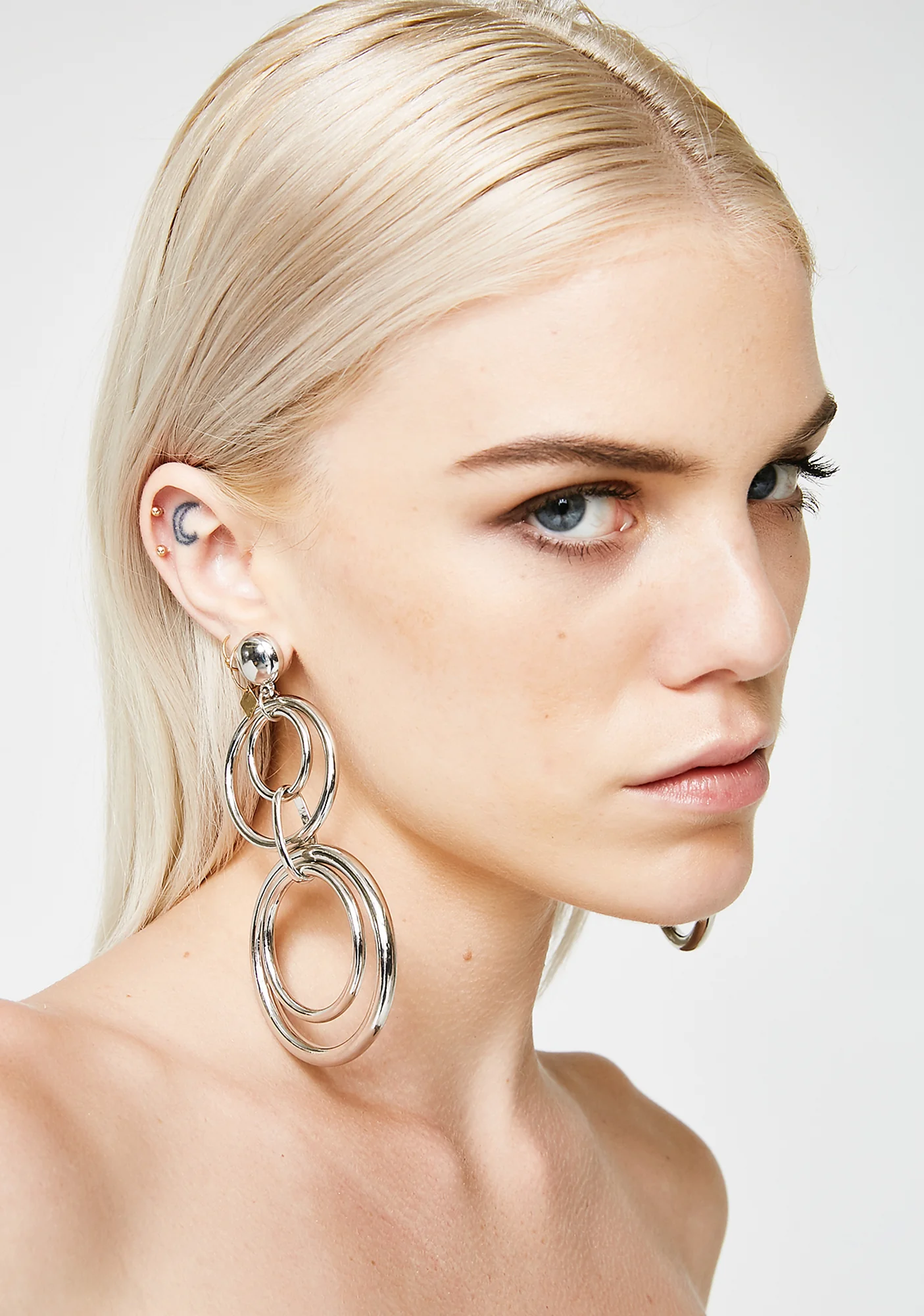 Boomin' Outta Here O Earrings - Image 5