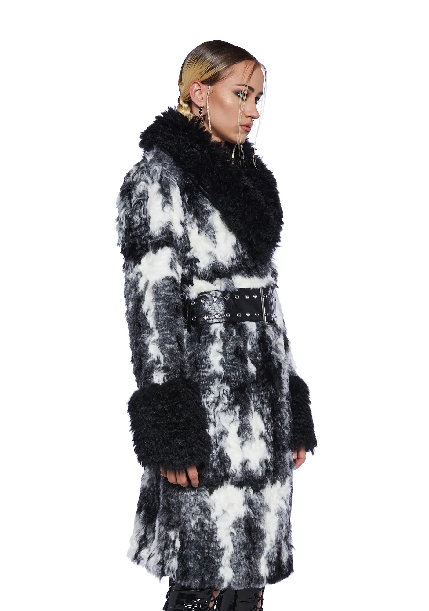 Chic Chaos Faux Fur Coat - Image 3