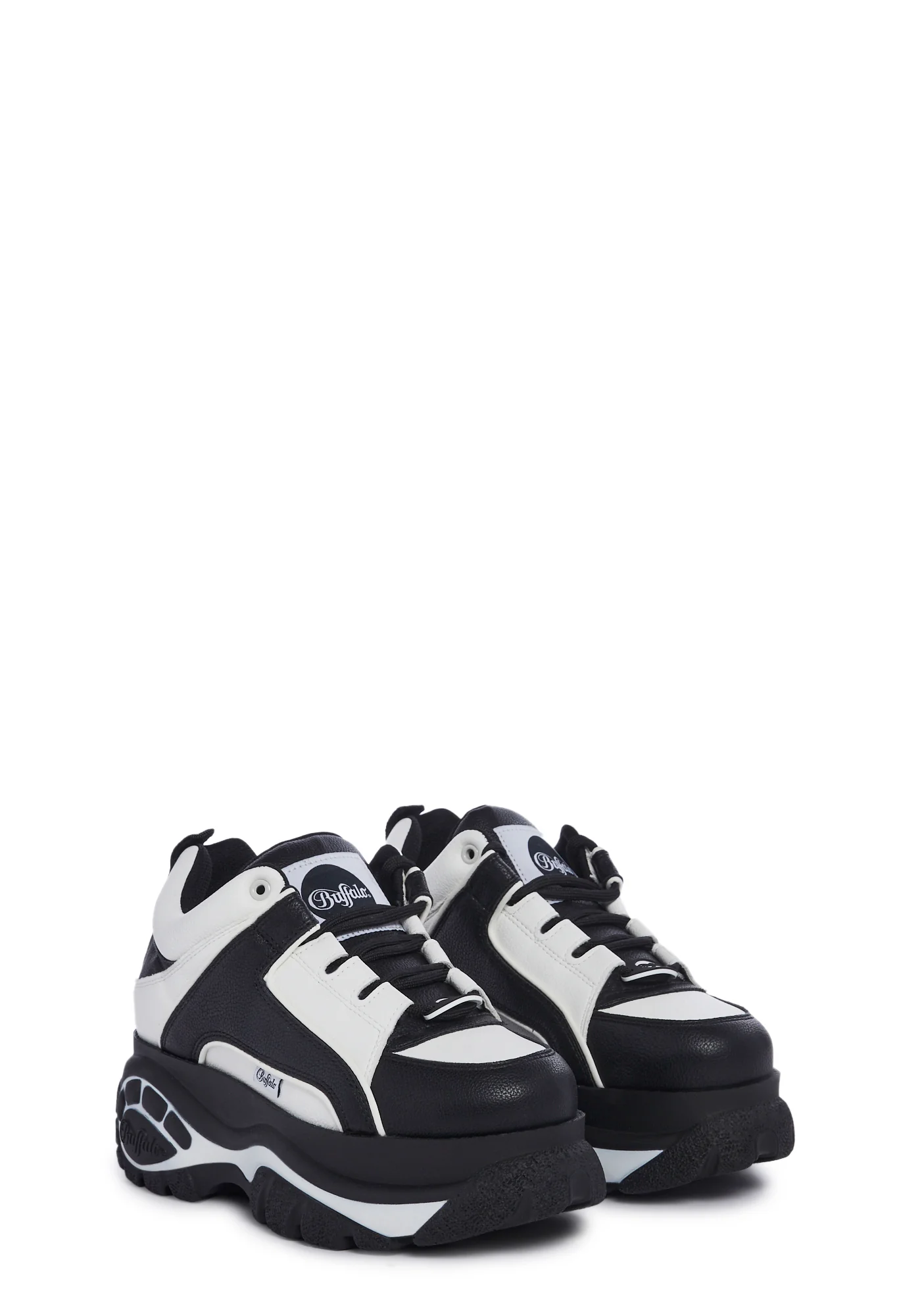 Classic Low Leather Sneakers - Black/White - Image 3