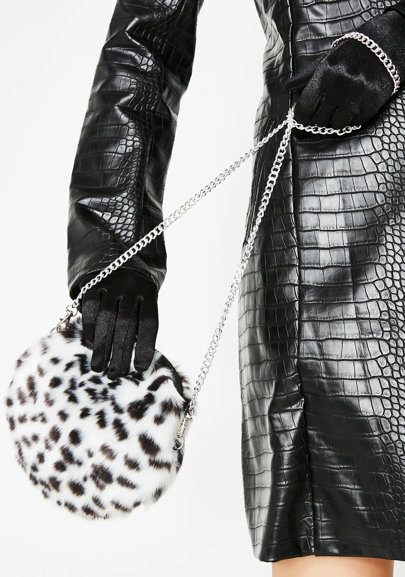 Classy Act Furry Purse - Image 4