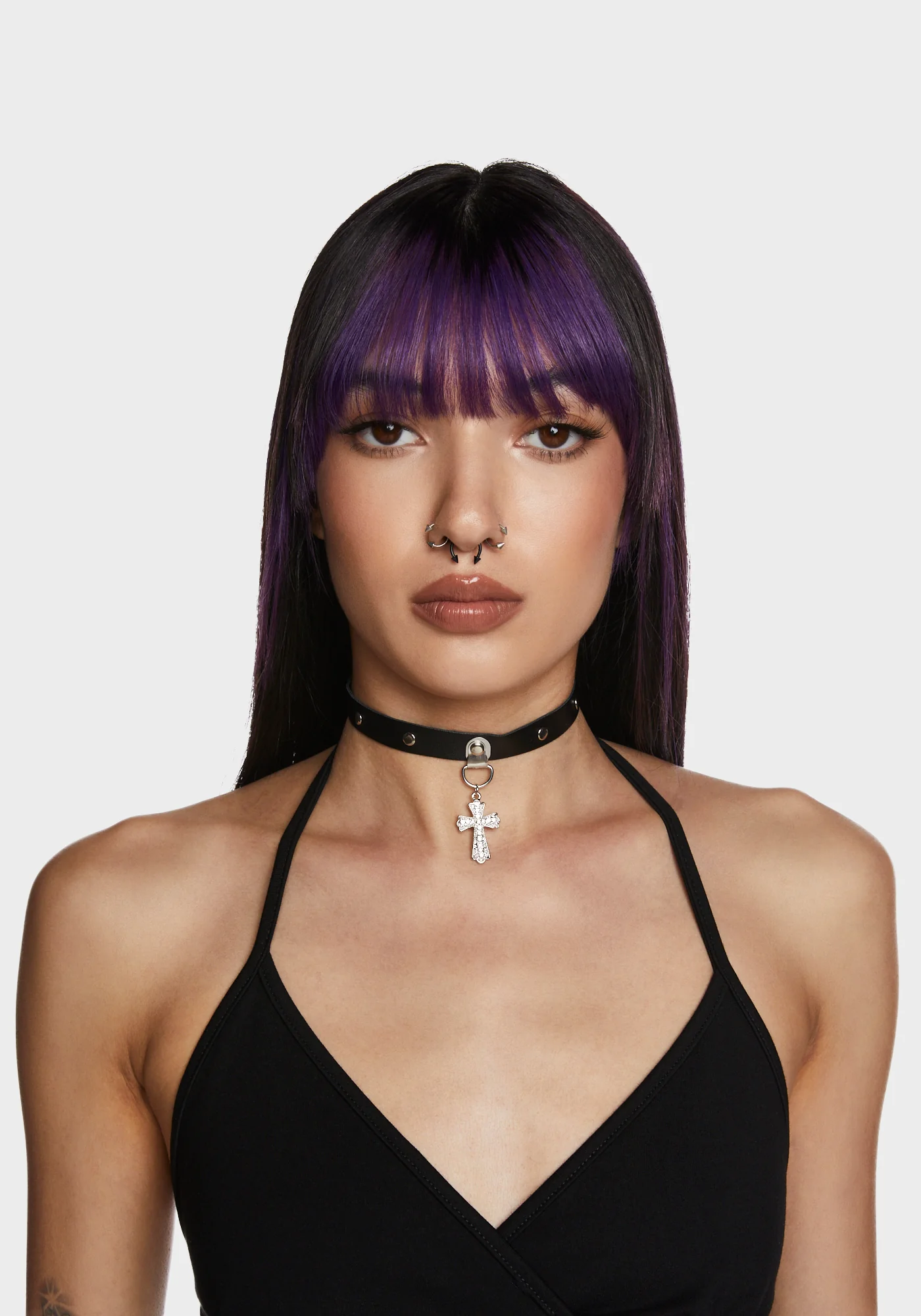 Closed Hands Cross Choker - Image 2