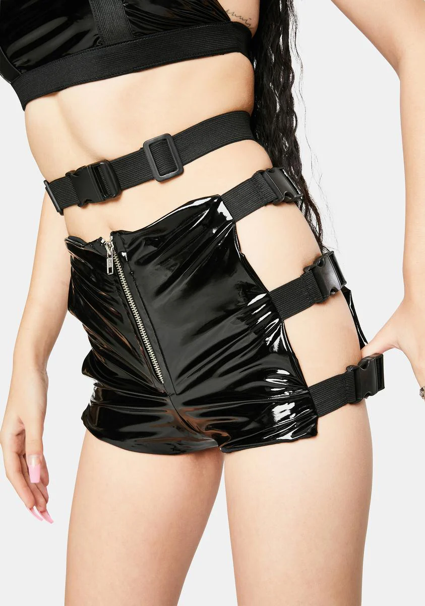 Croft Buckle Shorts Set - Image 2