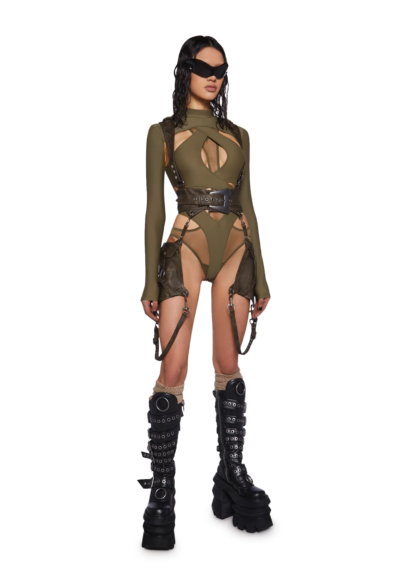 Crossfade Harness Vest With Hip Bags - Image 8