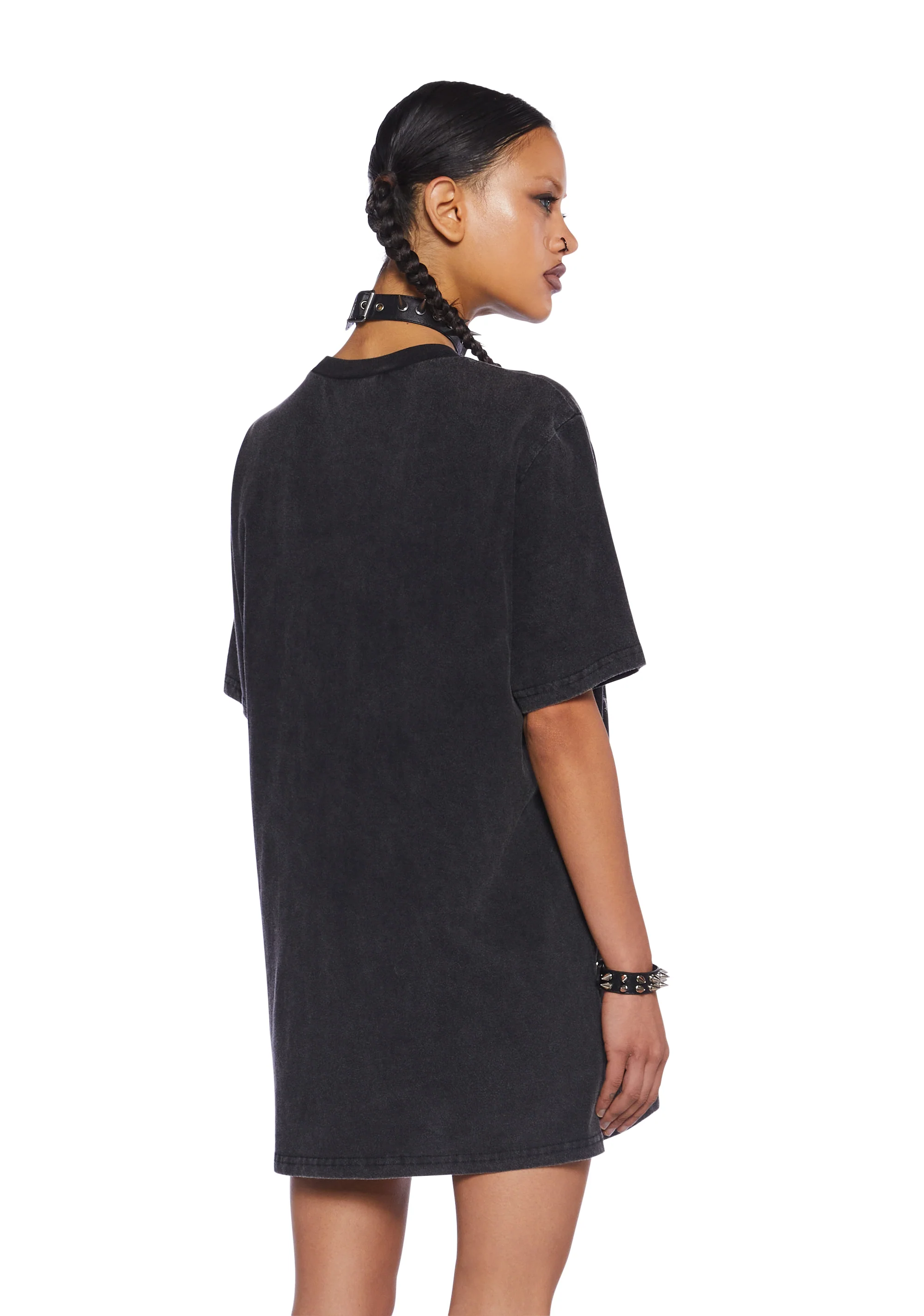 Floating Sorceress Graphic Tee - Image 4