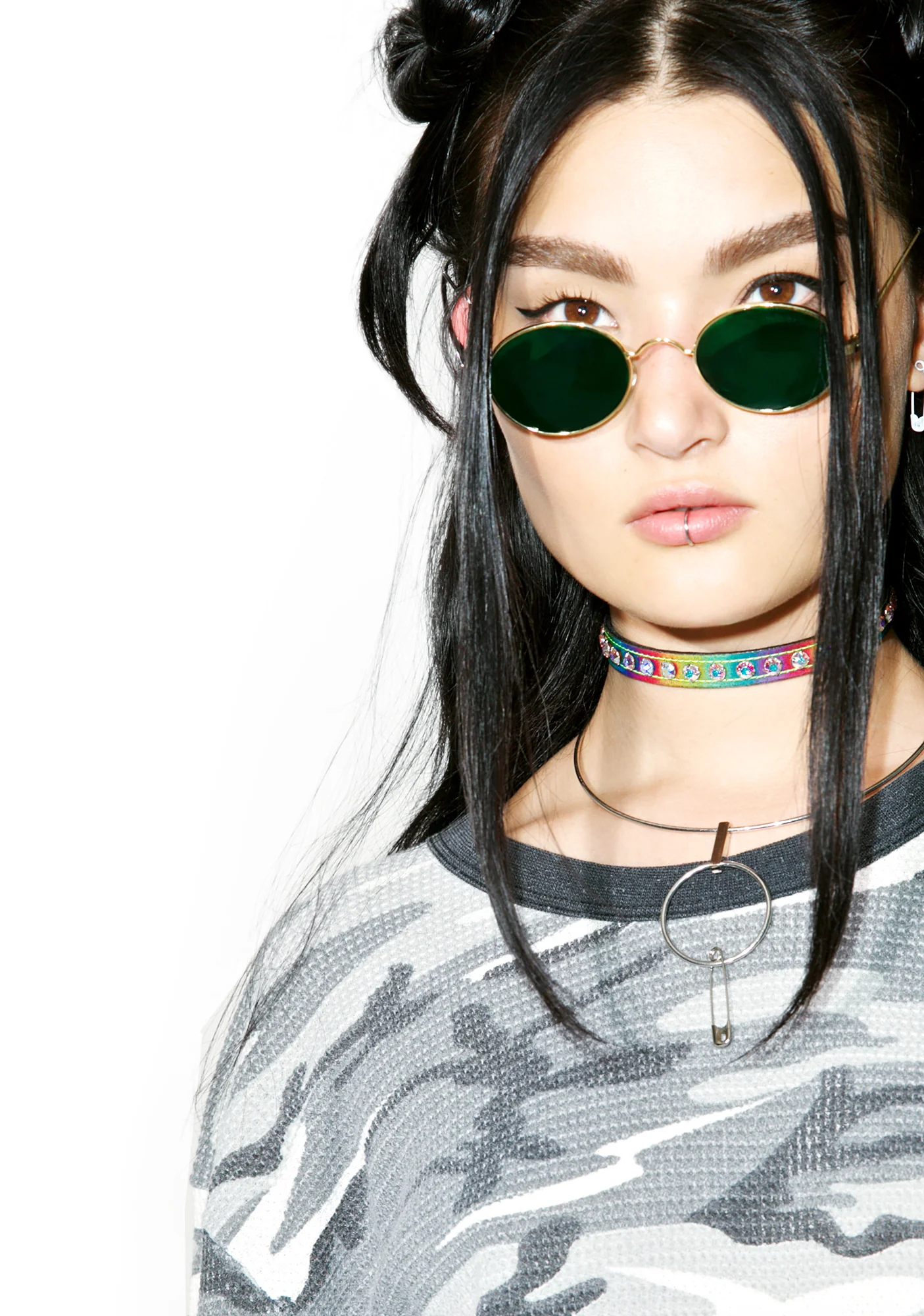 Diva Aurora Borealis Choker - Image 7
