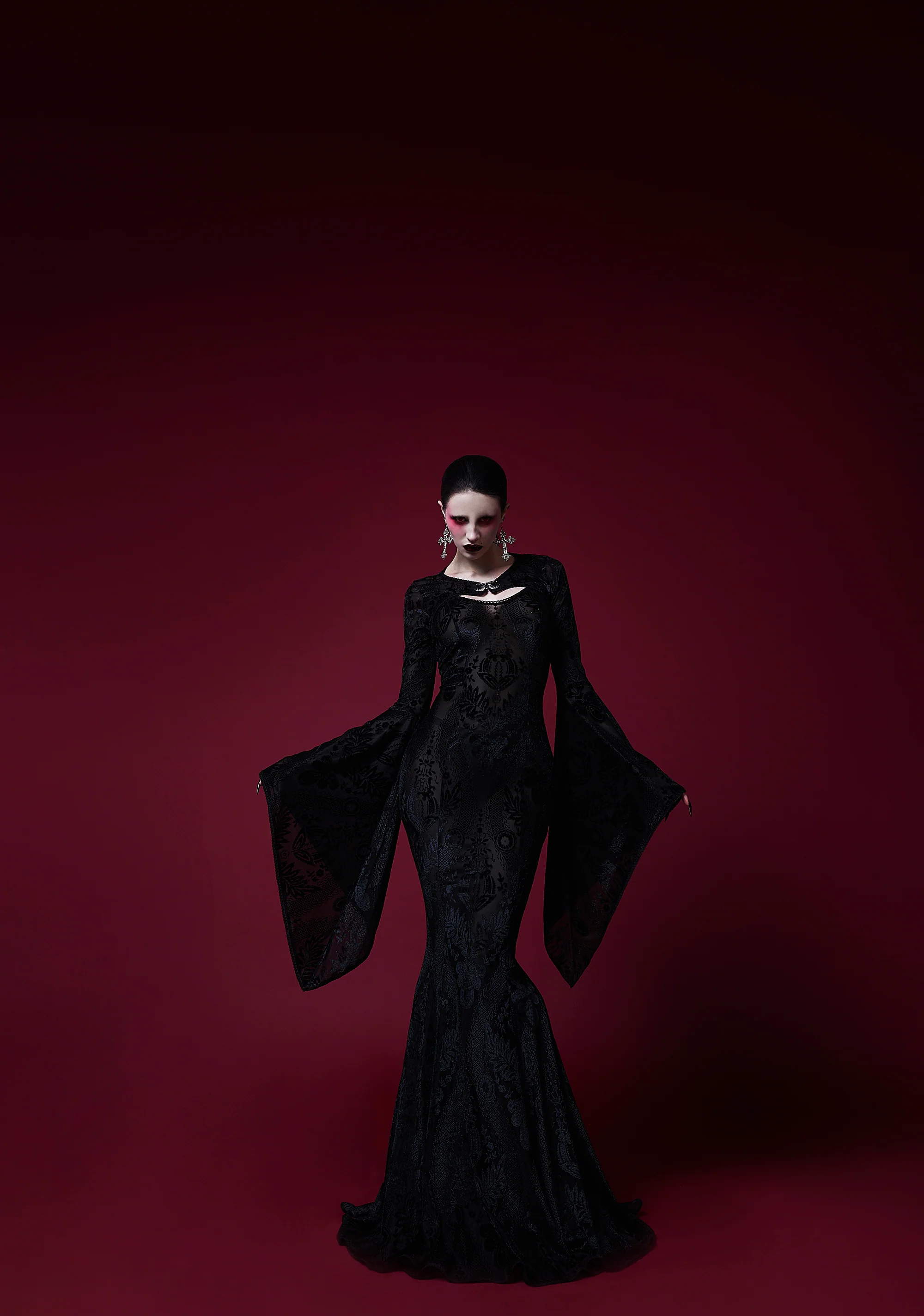 Druid’s Wife Maxi Dress And Shrug Set - Black - Image 11