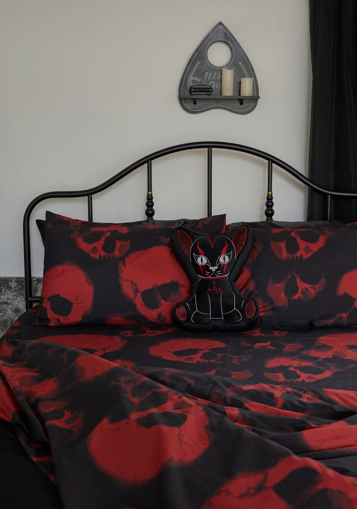 Eerie Echoes Sheet Set - Image 7