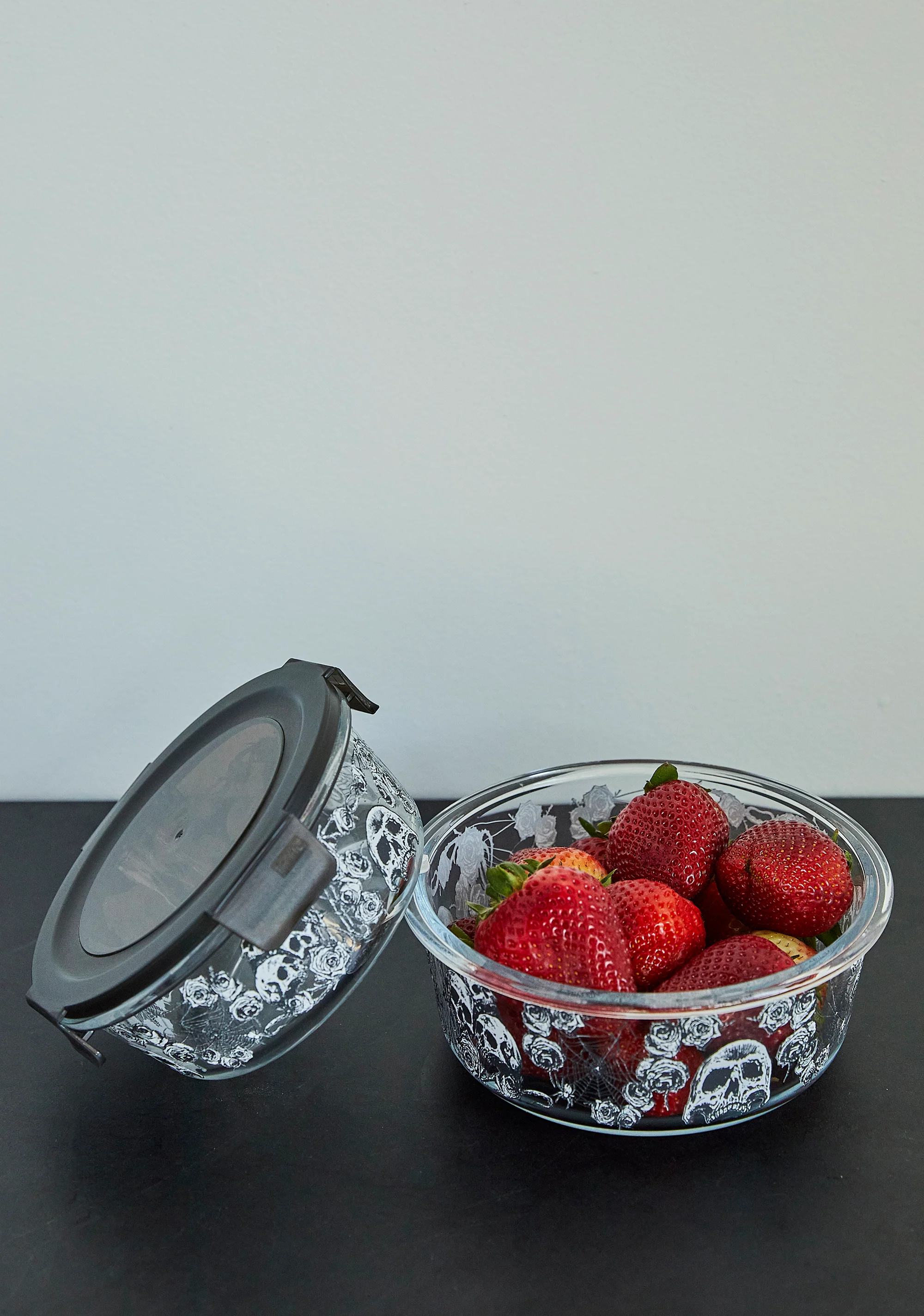 Elegant Elegy Tupperware Set - Image 2