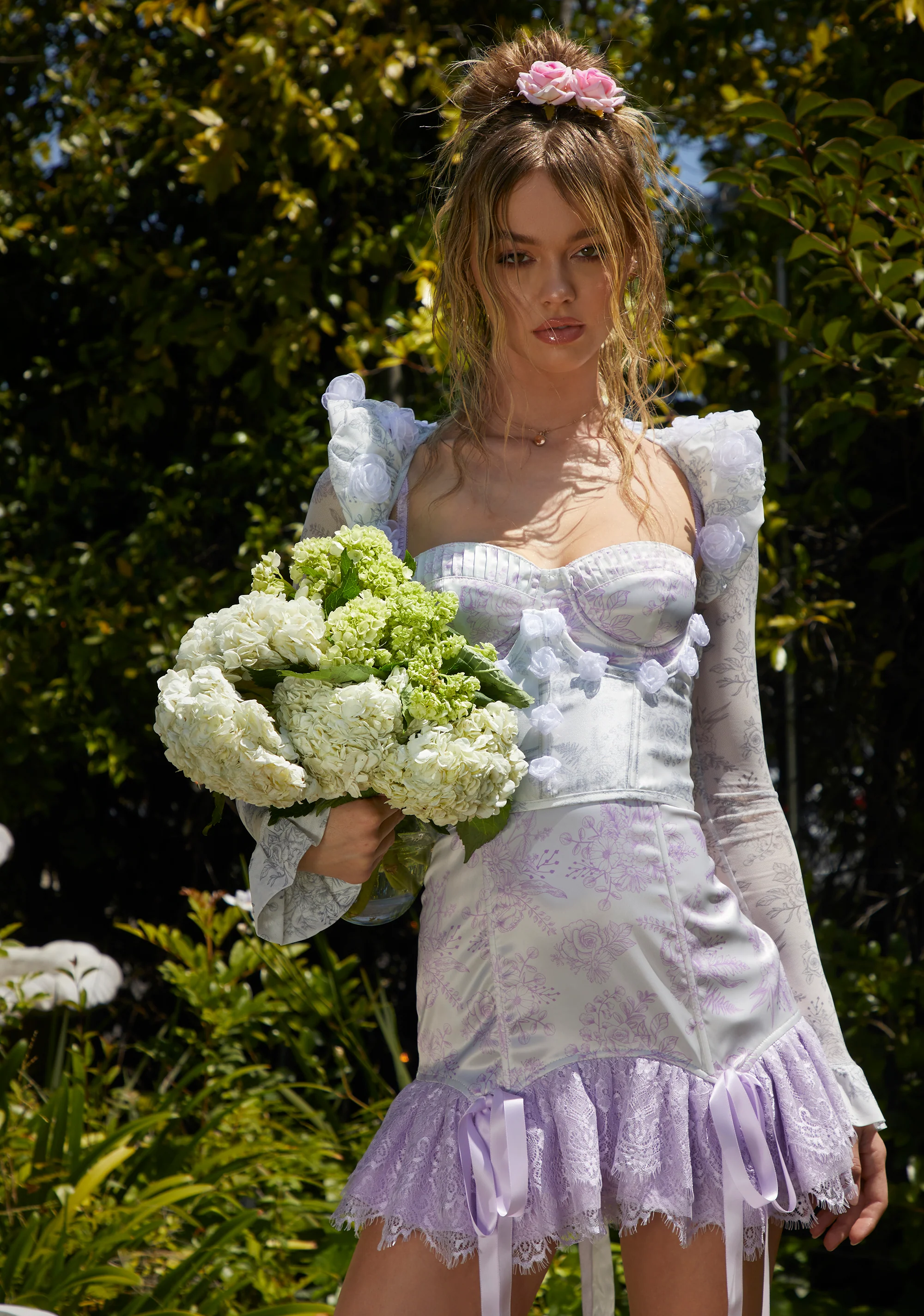 Elegant Rapture Underbust Corset And Shrug - Image 6