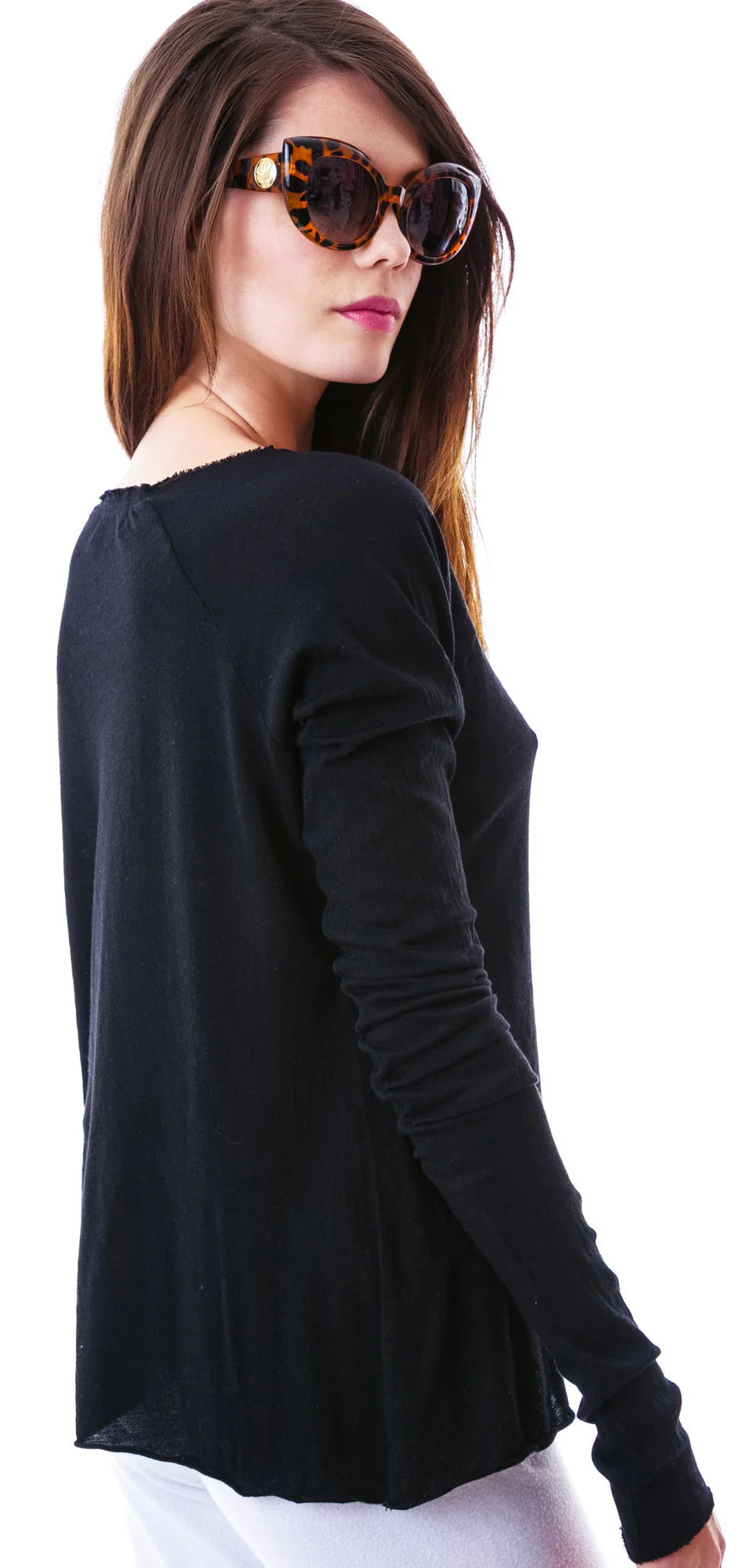 Essentials Cozy Raglan - Black - Image 10