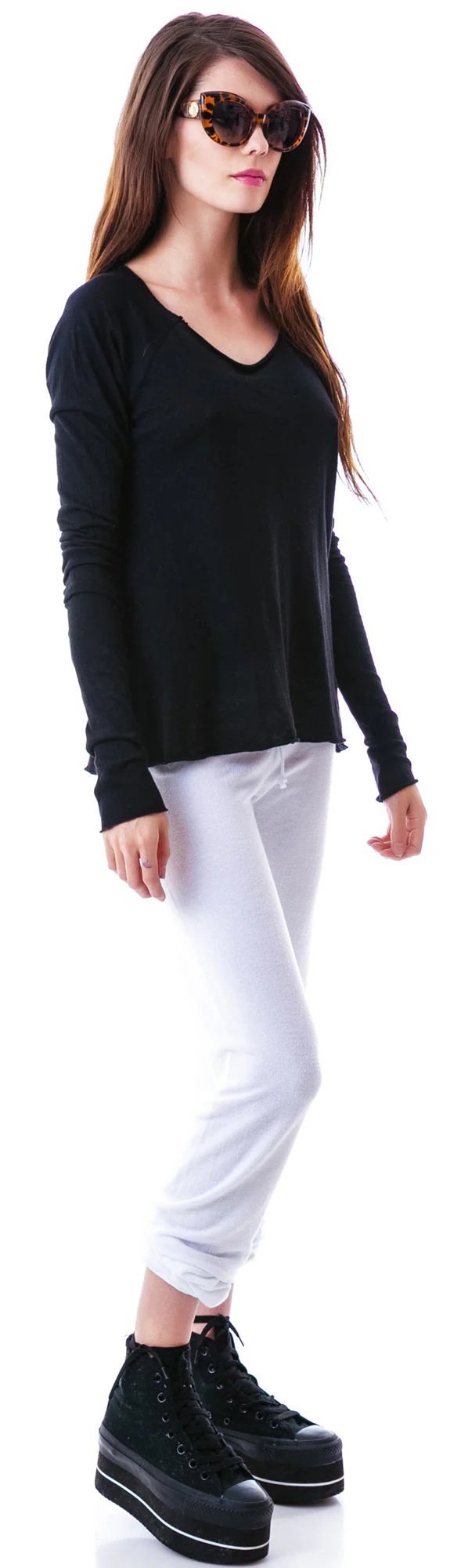 Essentials Cozy Raglan - Black - Image 7