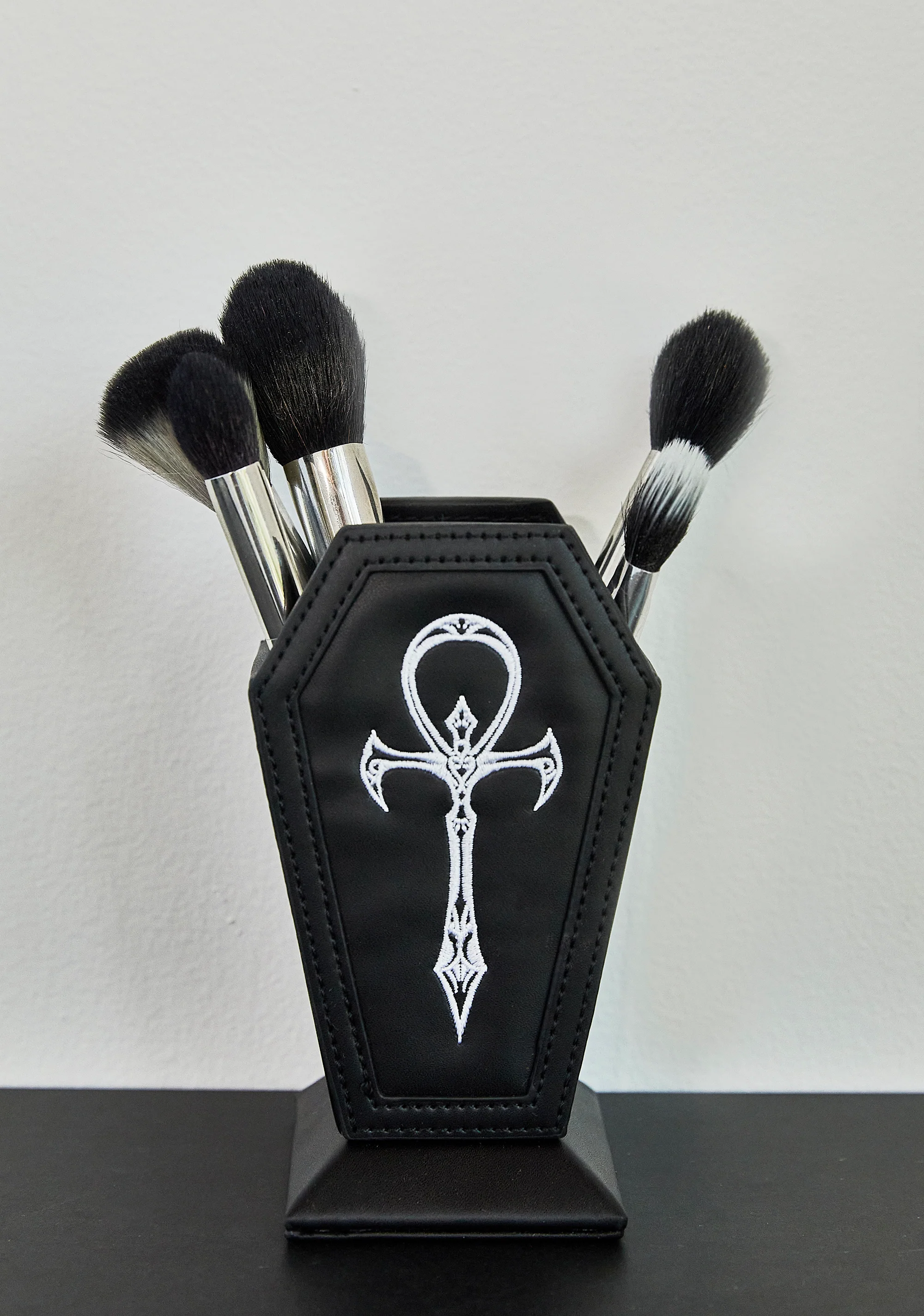 Eternal Rest Makeup Brush Holder - Image 6