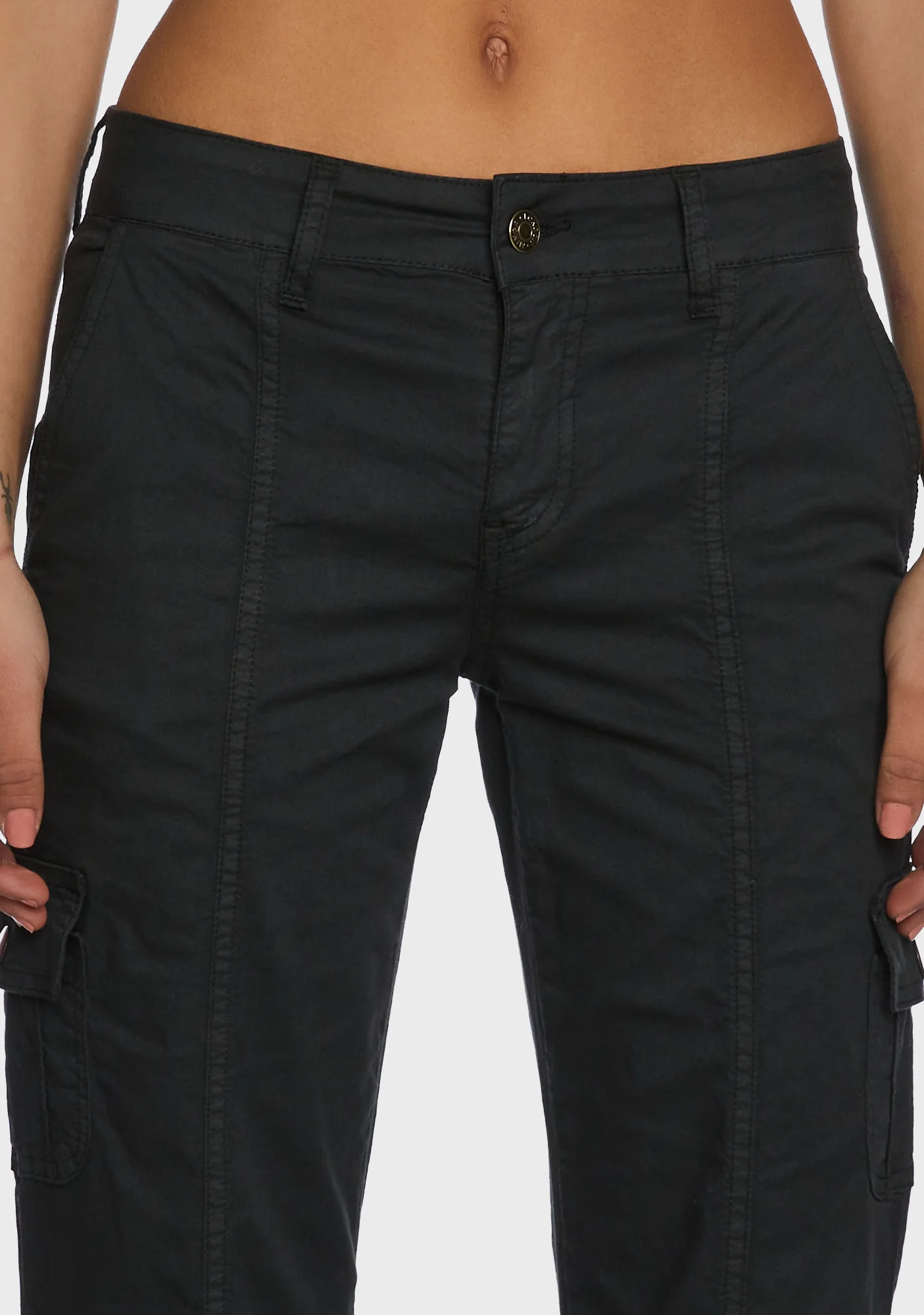 Eve Y2K Cargo Pants - Black - Image 2