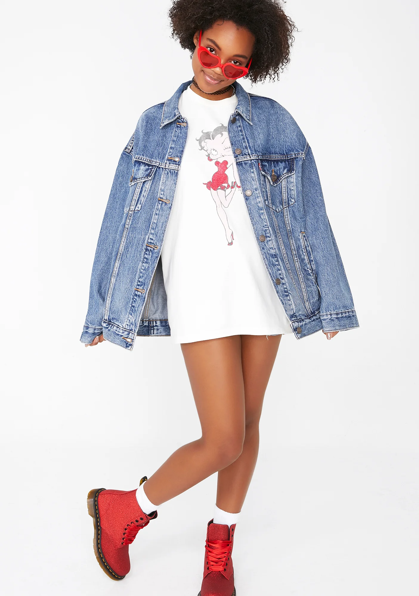 Everyone's Sweetheart Graphic Tee - Image 3
