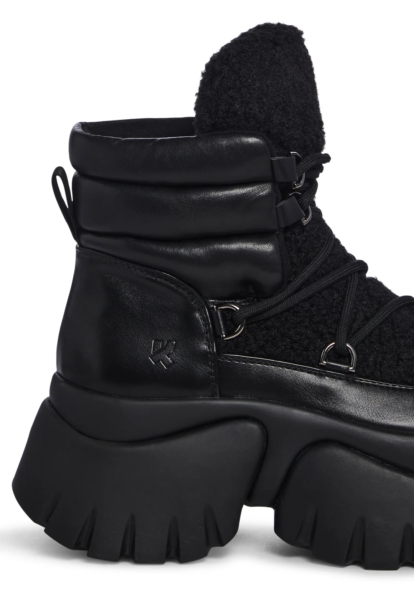 Fluffy Vilun Platform Boots - Image 2