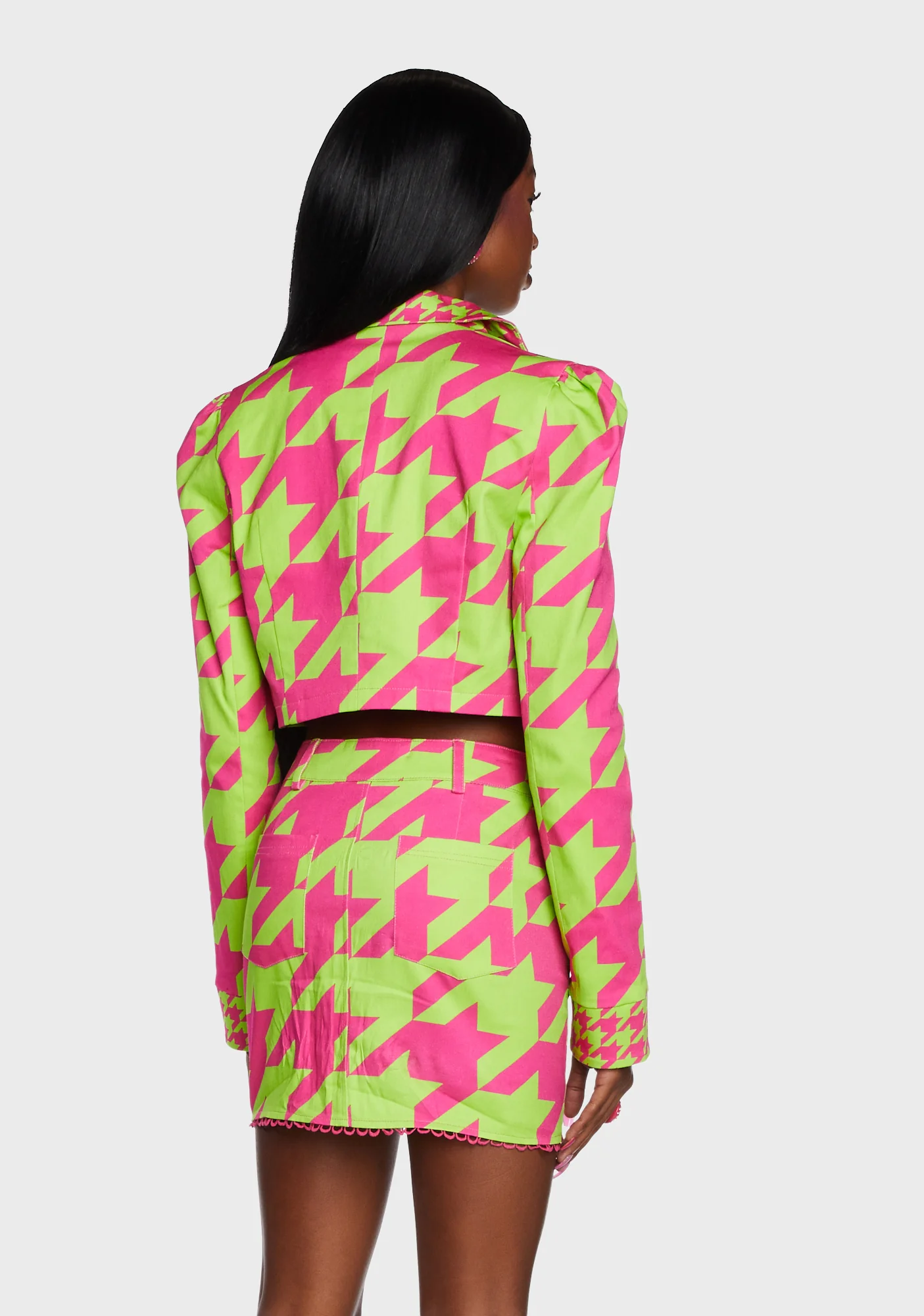 Friendly Fashionista Cropped Blazer - Image 4