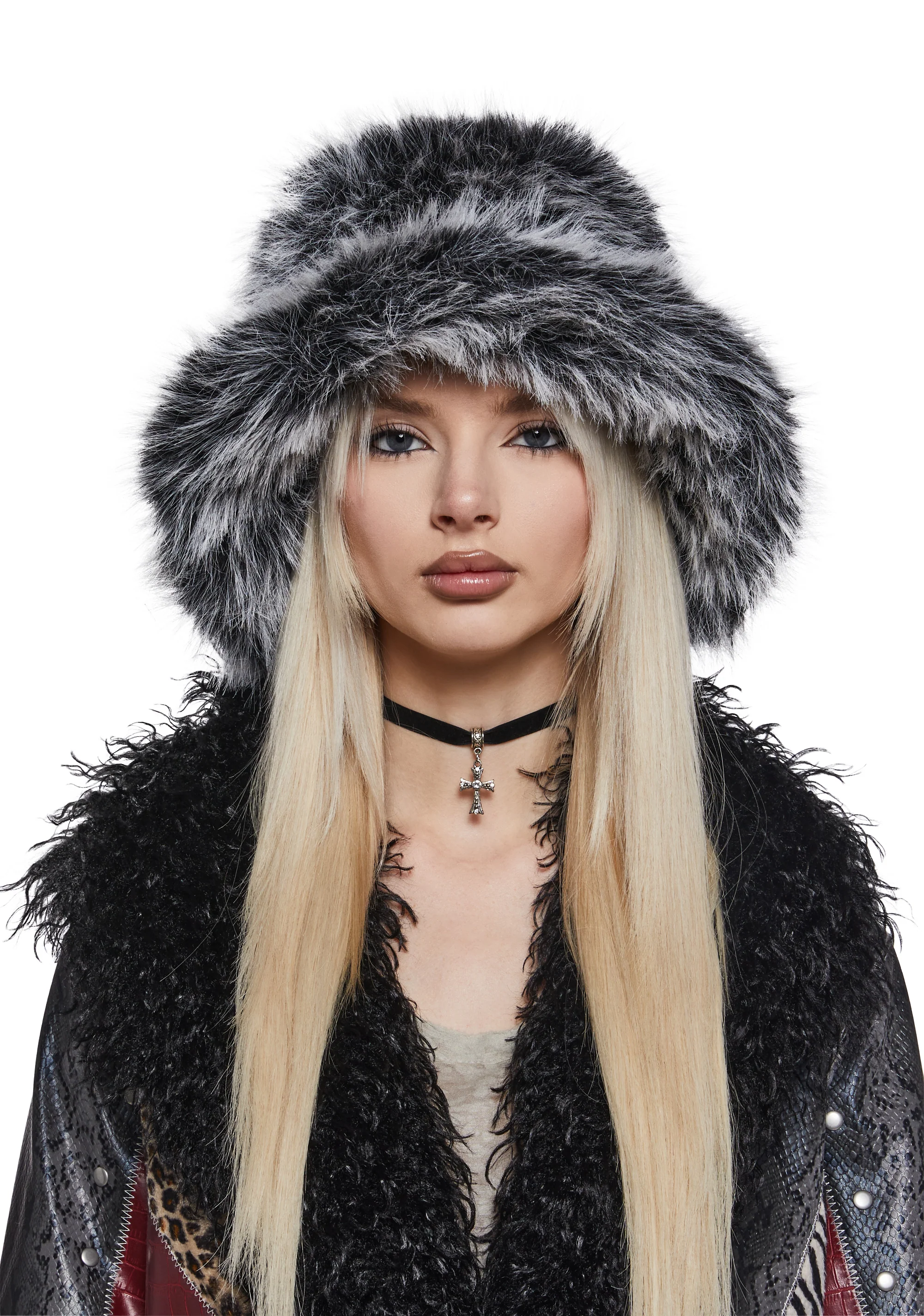 Arctic Noir Faux Fur Bag And Hat Set - Image 5