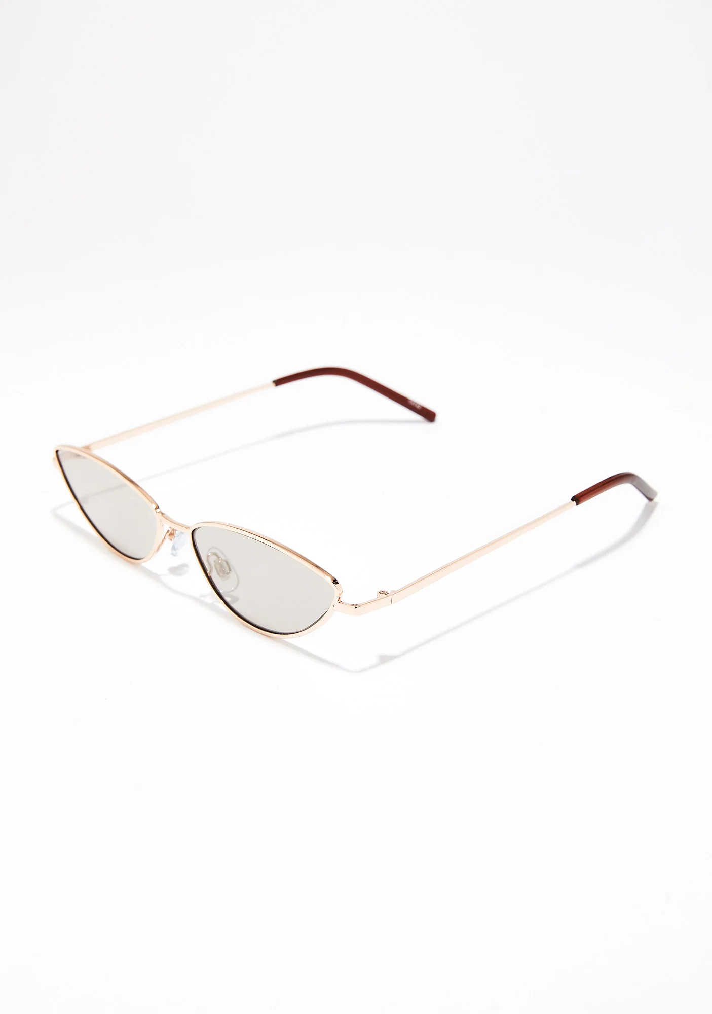 Glance Ova Here Cat Eye Sunglasses - Image 3