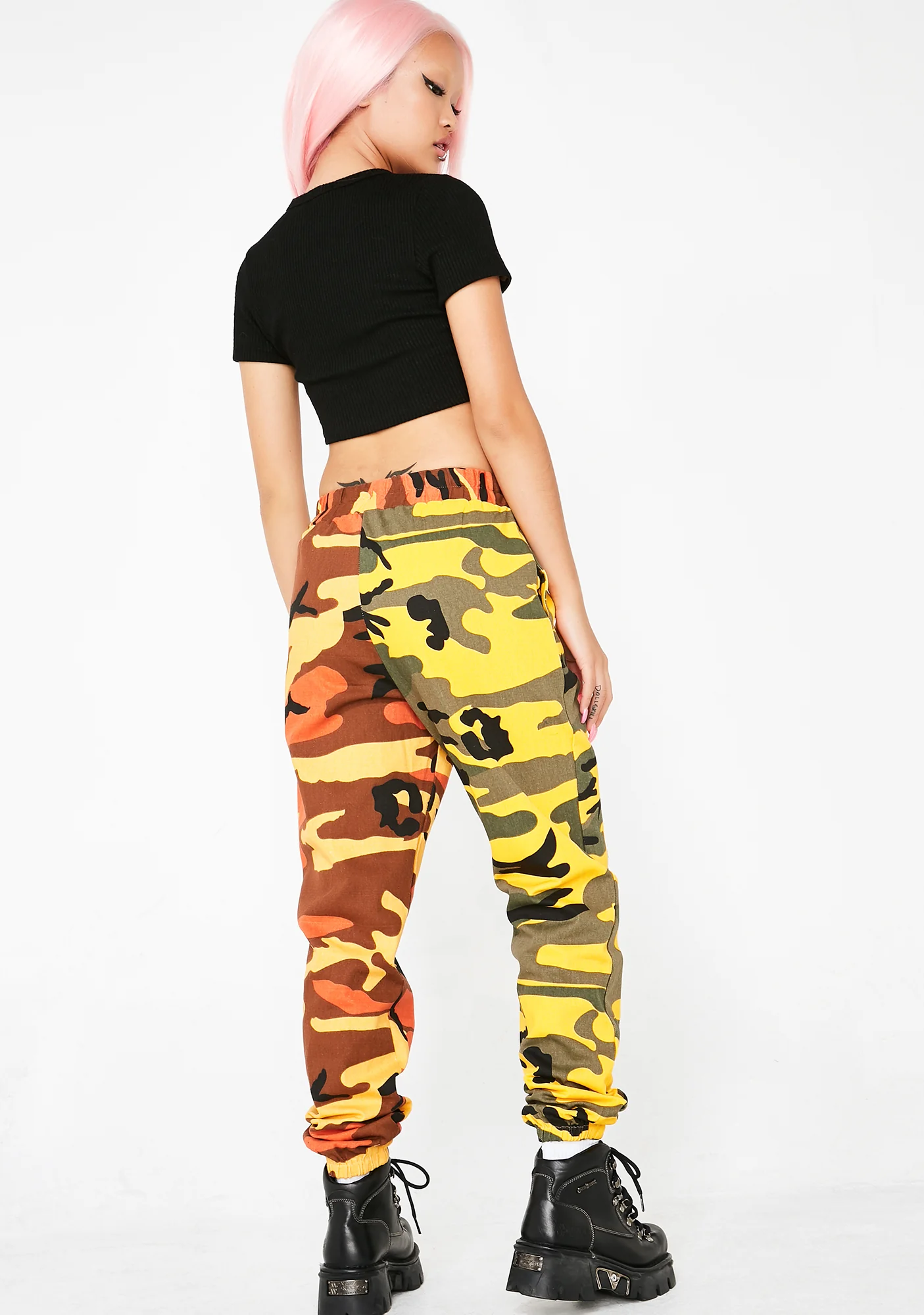 Glowin' So Vain Camo Pants - Image 4