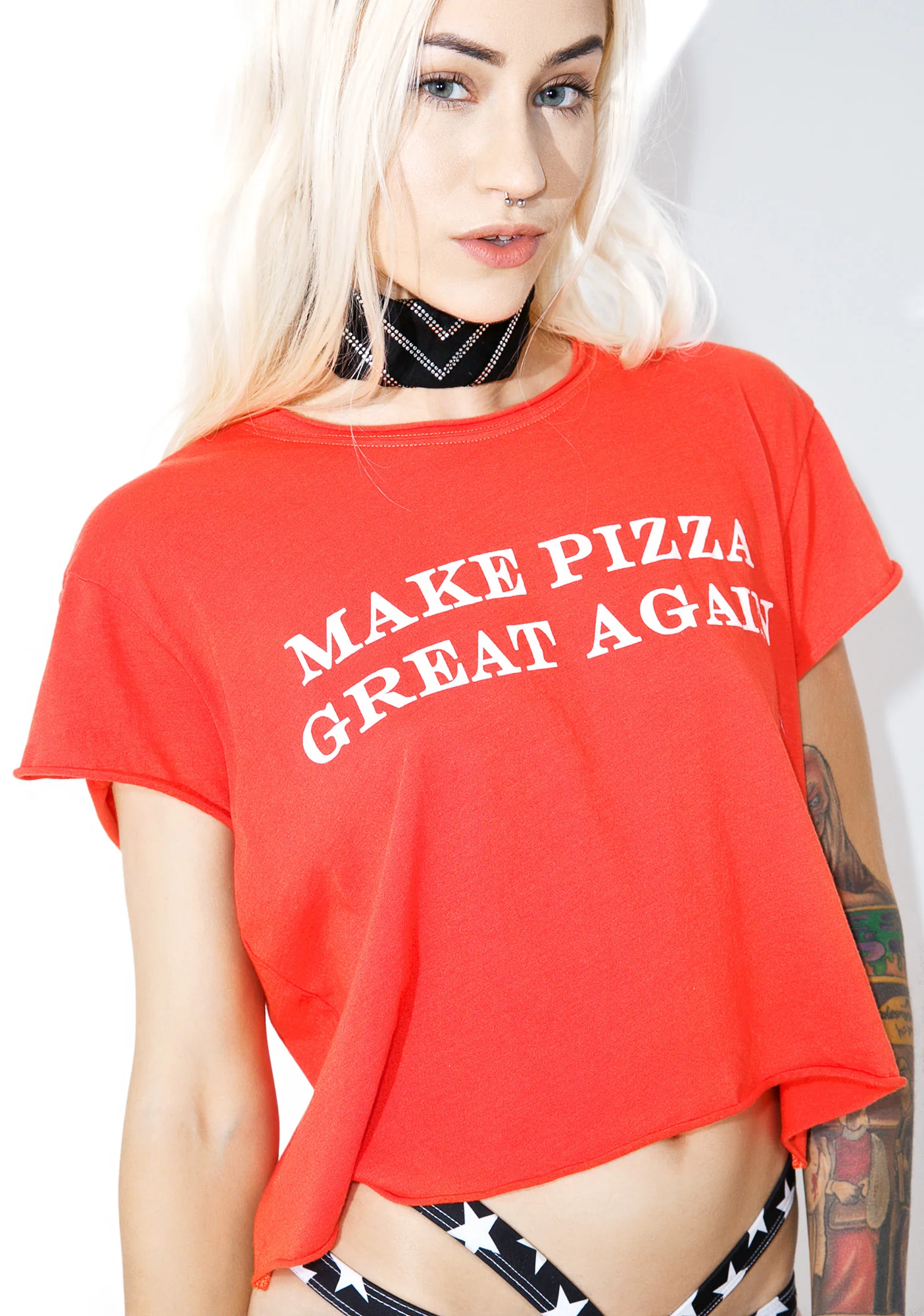 Great Pizza Crop Rolling Tee - Image 4