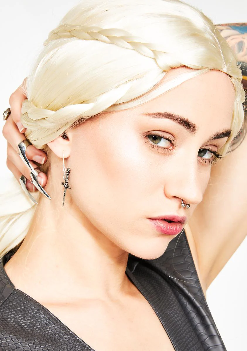Hand Macbeth Earrings - Image 3