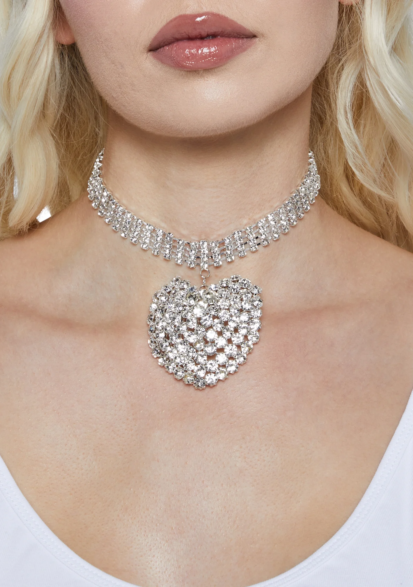 Hearty Welcome Heart Choker - Image 3
