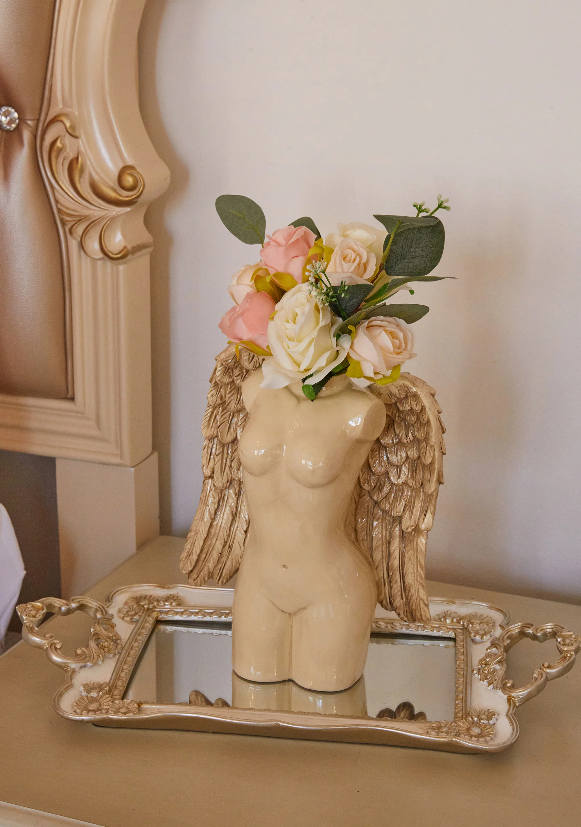 Heavenly Body Ceramic Vase - Image 2
