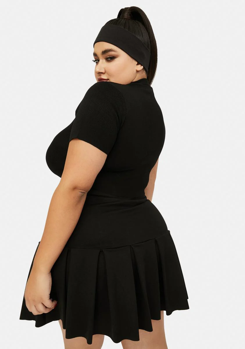 Her Weekend Calling Keyhole Crop Top - Image 4