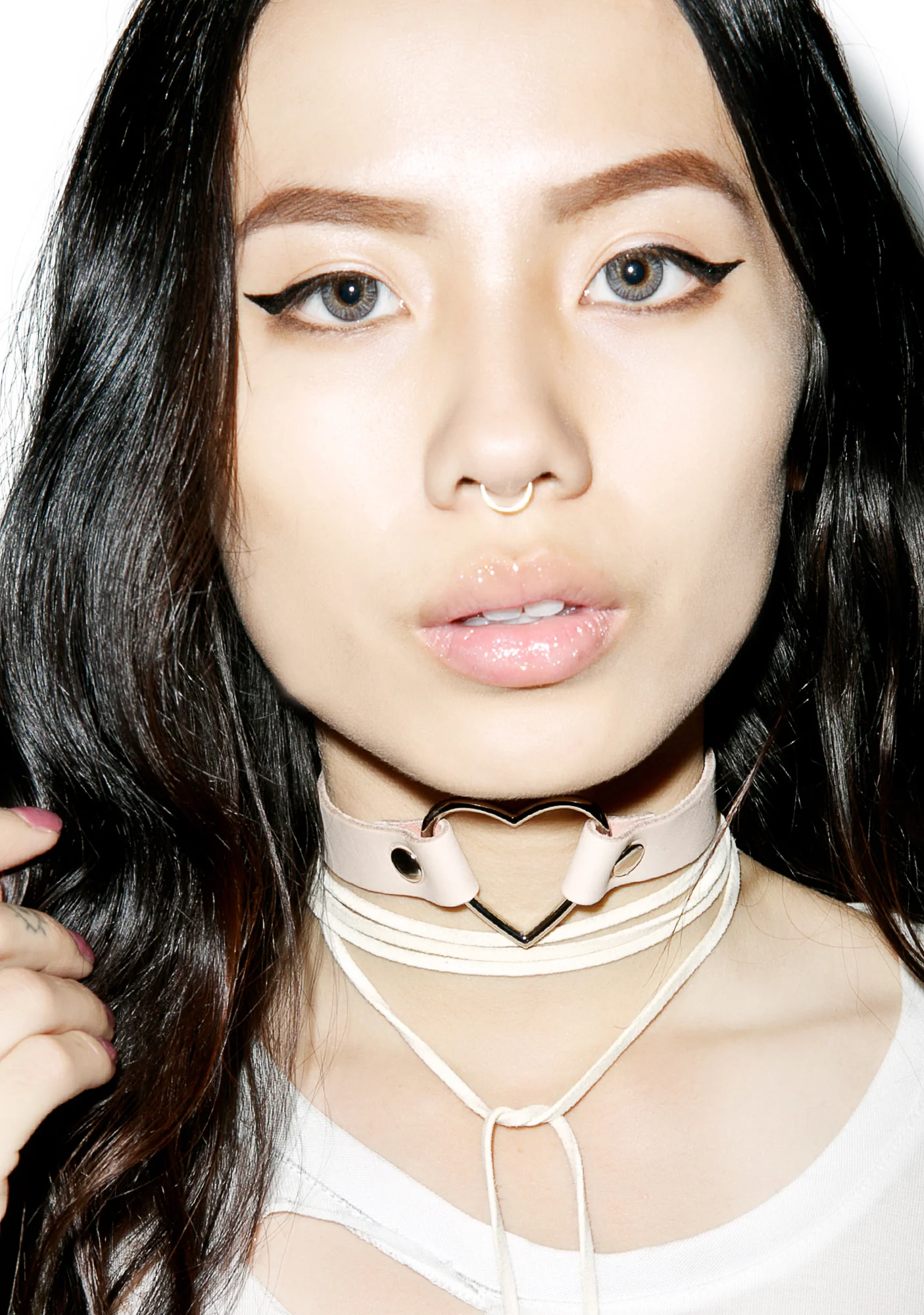 Hermosa Heart O-Ring Choker - Image 4