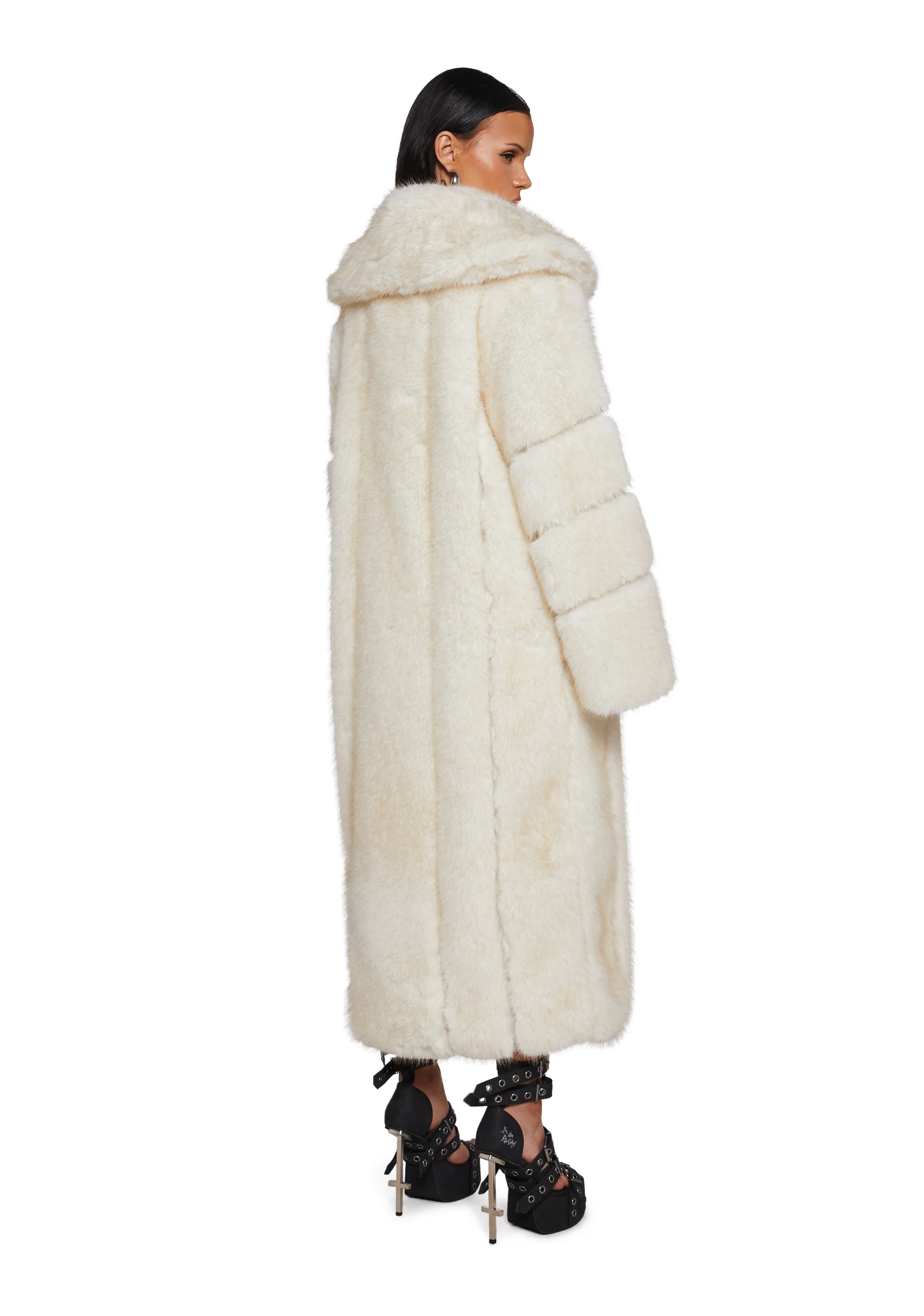 Iconic Infatuation Faux Fur Coat - Image 4