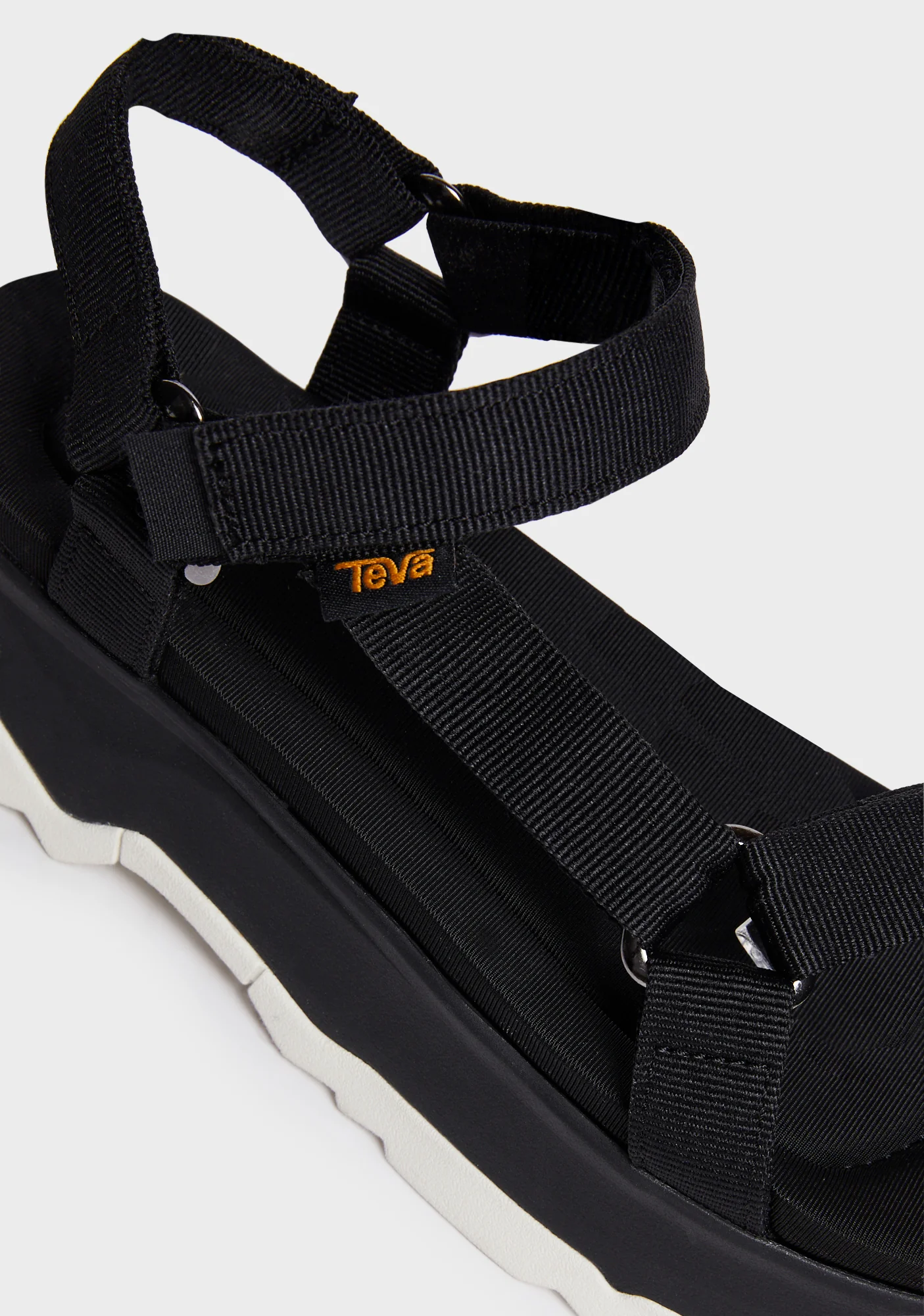 Jadito Universal Sandals - Image 2