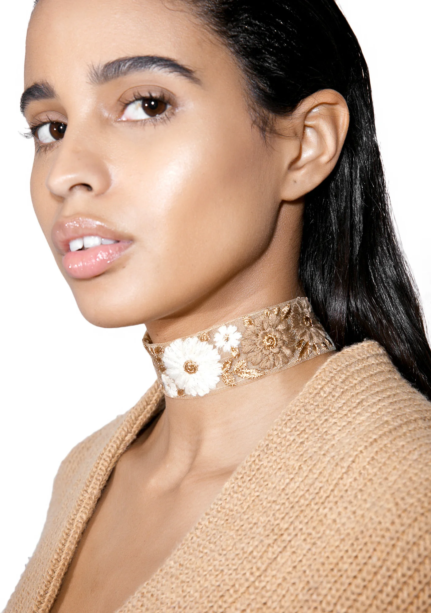 Josephine Embroidered Floral Choker - Image 3