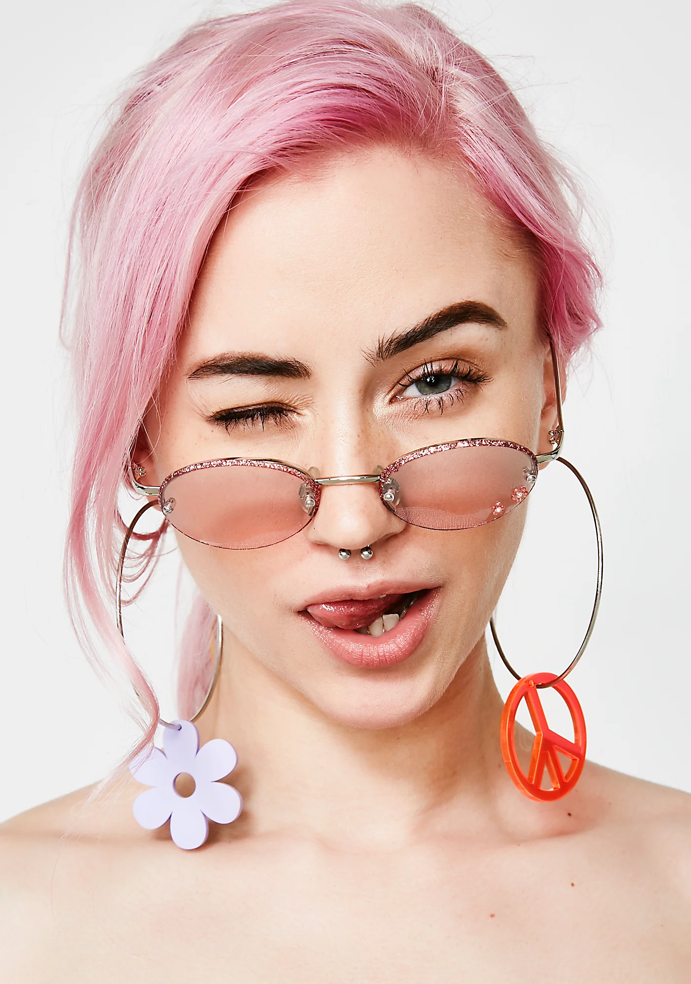 Just A Girl Flower Sunglasses - Image 5