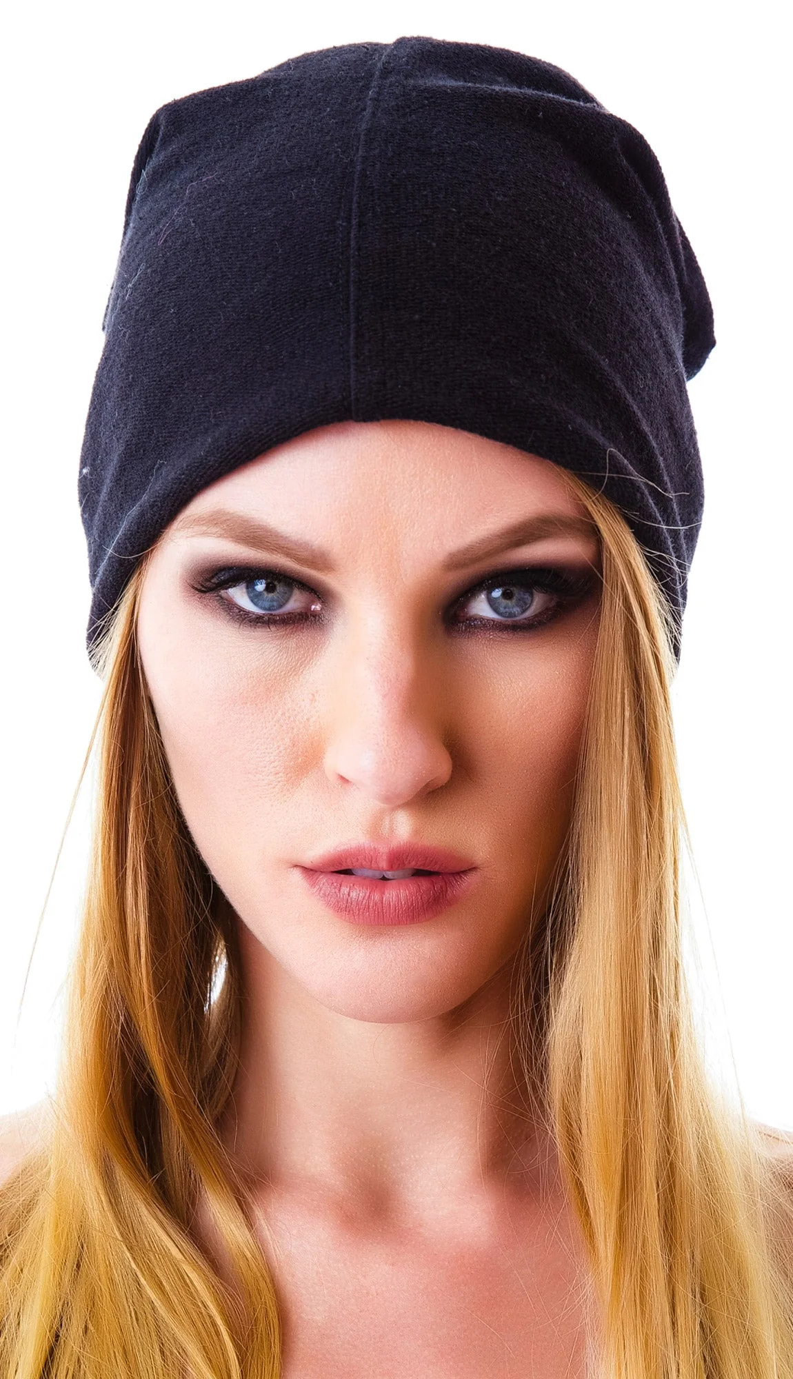 Knomad Beanie - Dark Green - Image 11