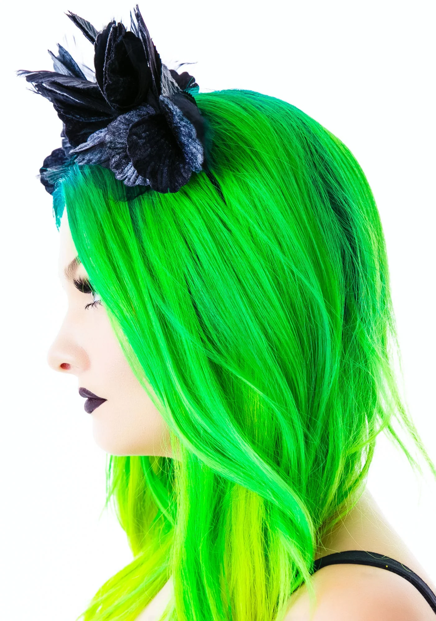 Lana Velvet Noir Crown - Red - Image 4
