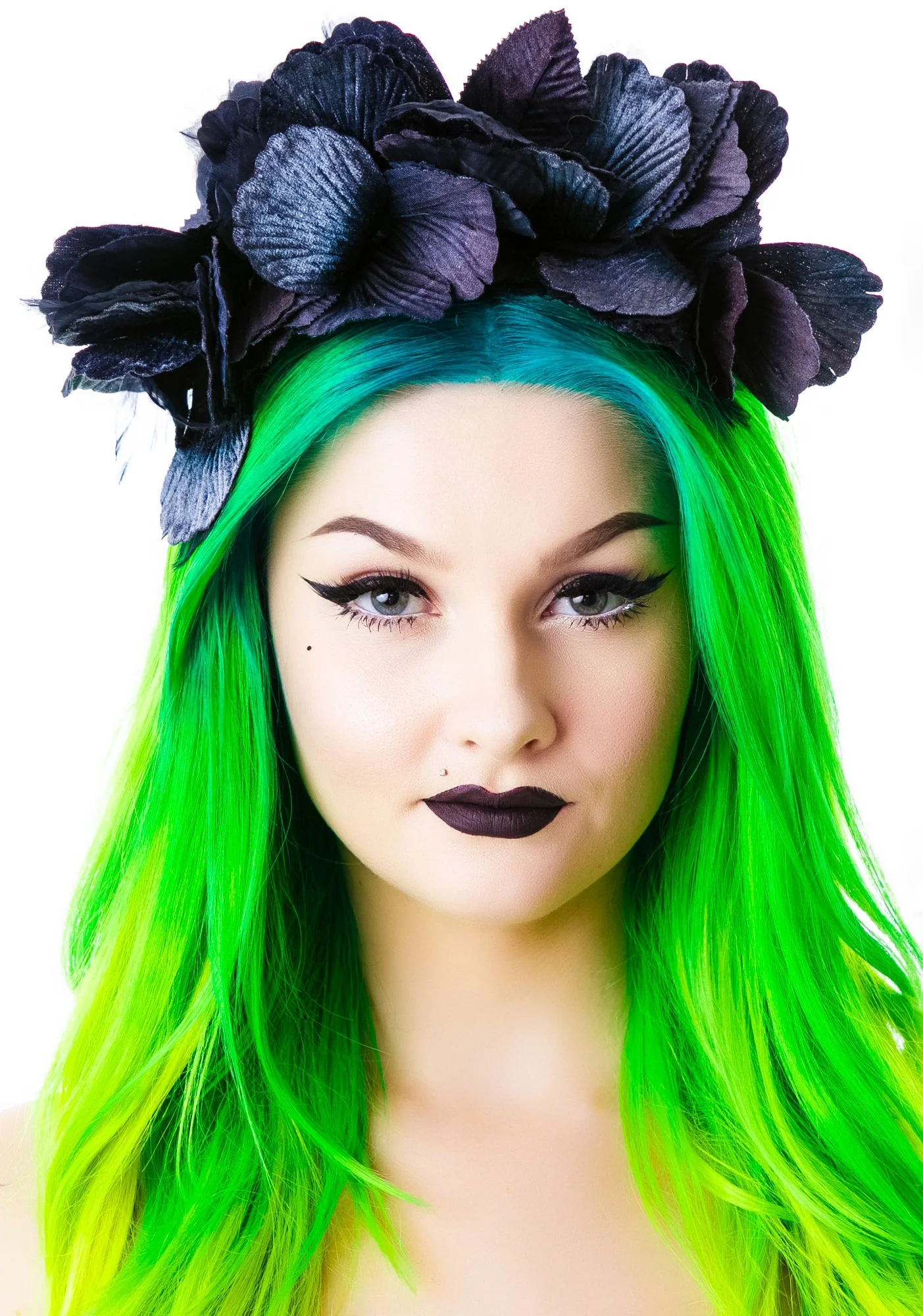 Lana Velvet Noir Crown - Red - Image 6