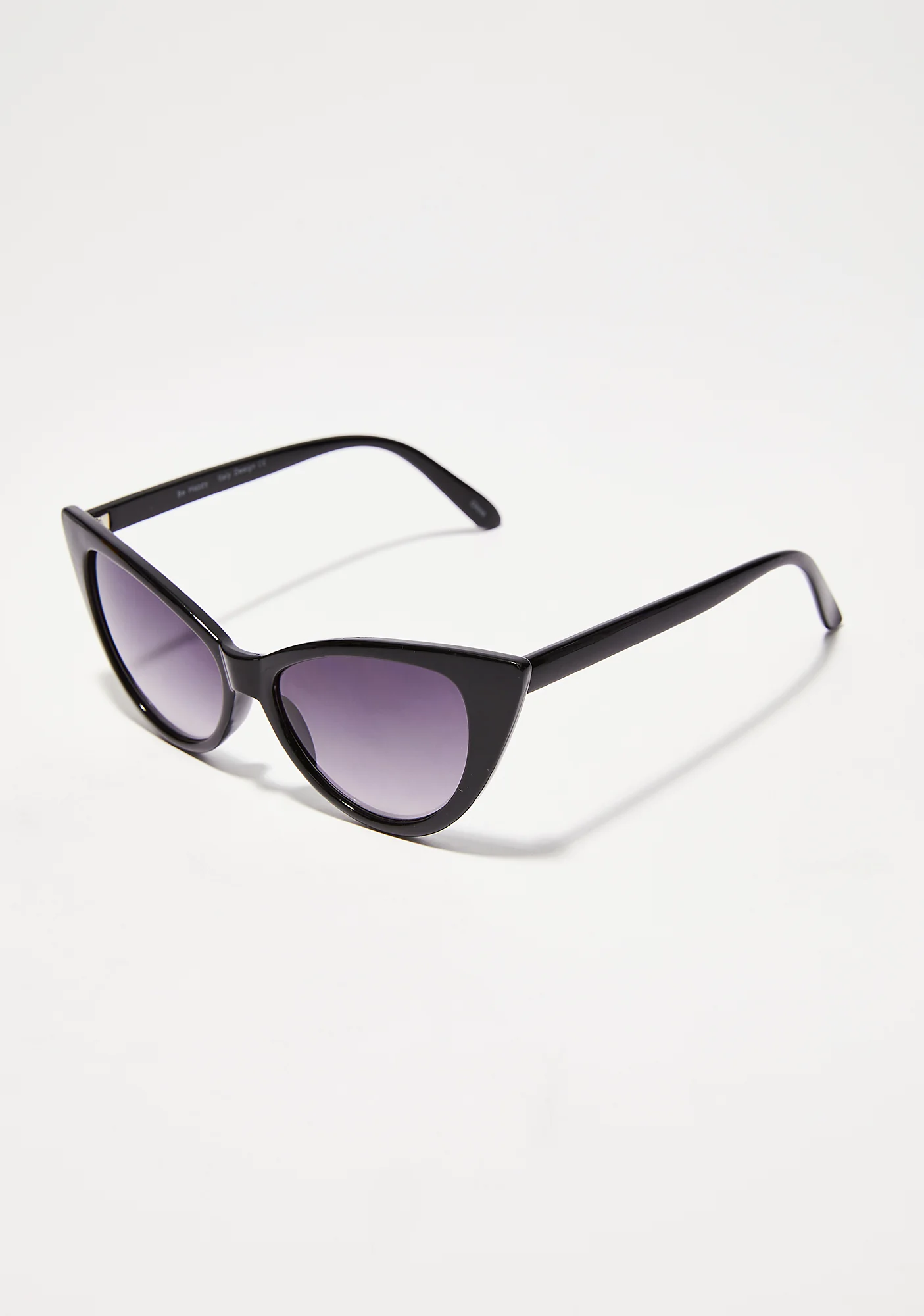 Last Call Cat-Eye Sunglasses - Image 3