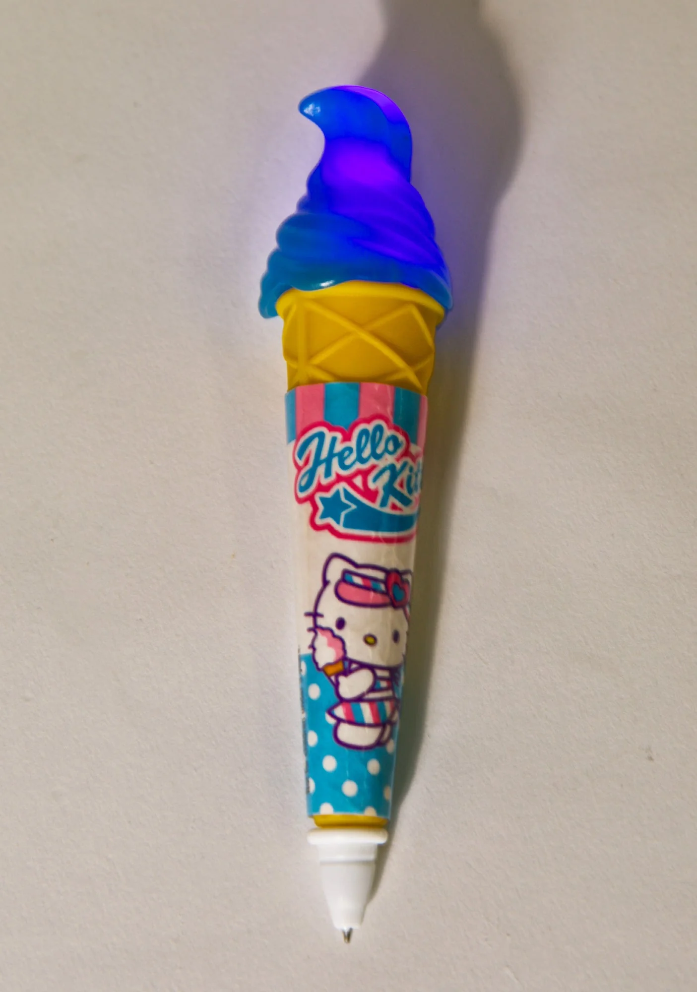 Light-Up Ice Cream Pen - Light Blue - Image 11