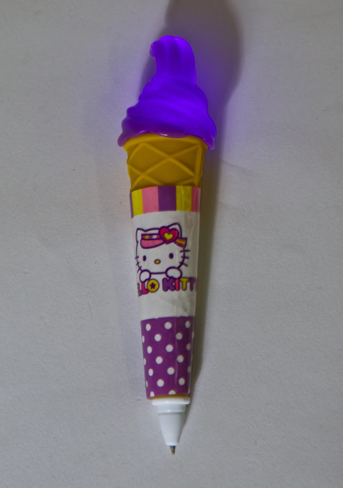 Light-Up Ice Cream Pen - Purple - Image 12