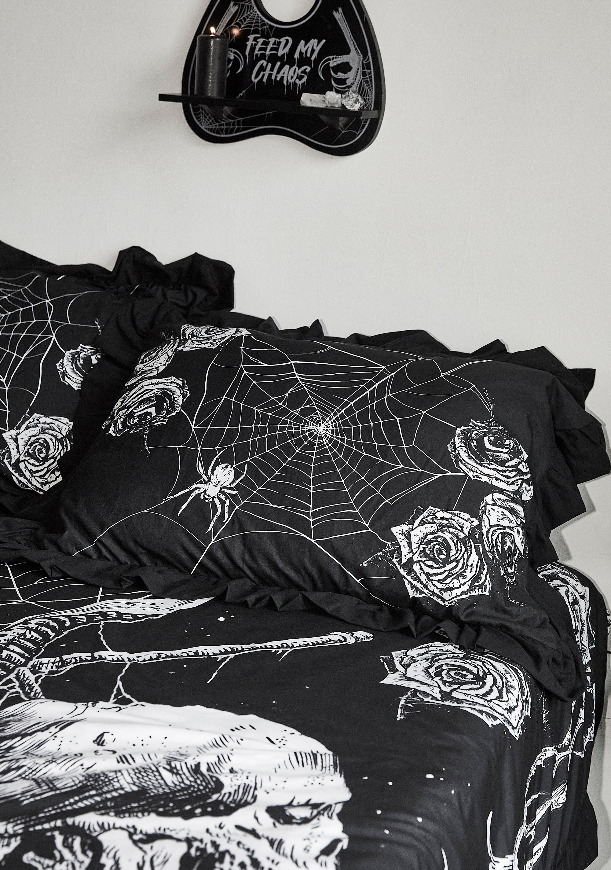 Macabre Charms Duvet Set - Image 3