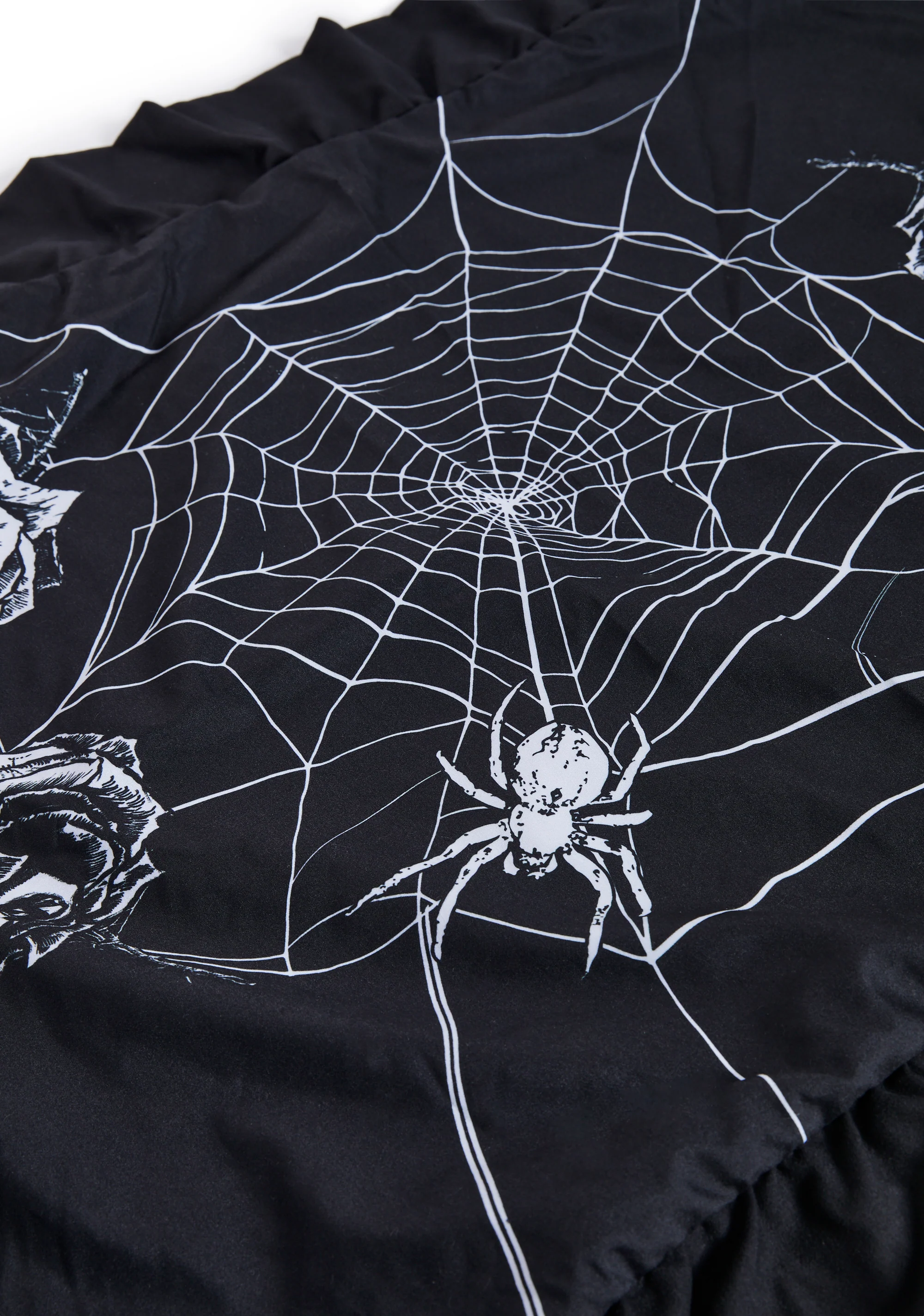 Macabre Charms Duvet Set - Image 5