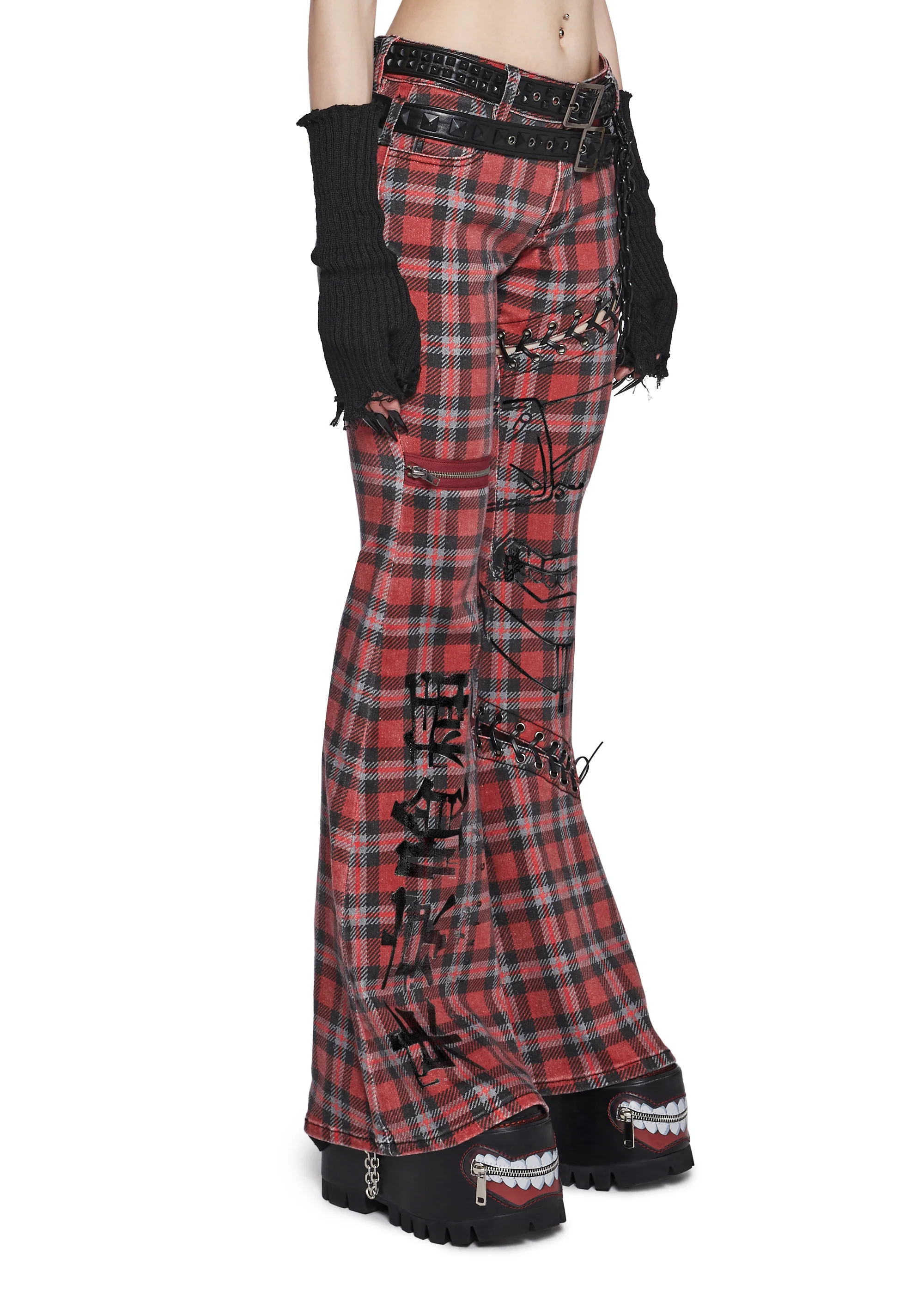 Cruel Or Beautiful Plaid Plants - Image 3