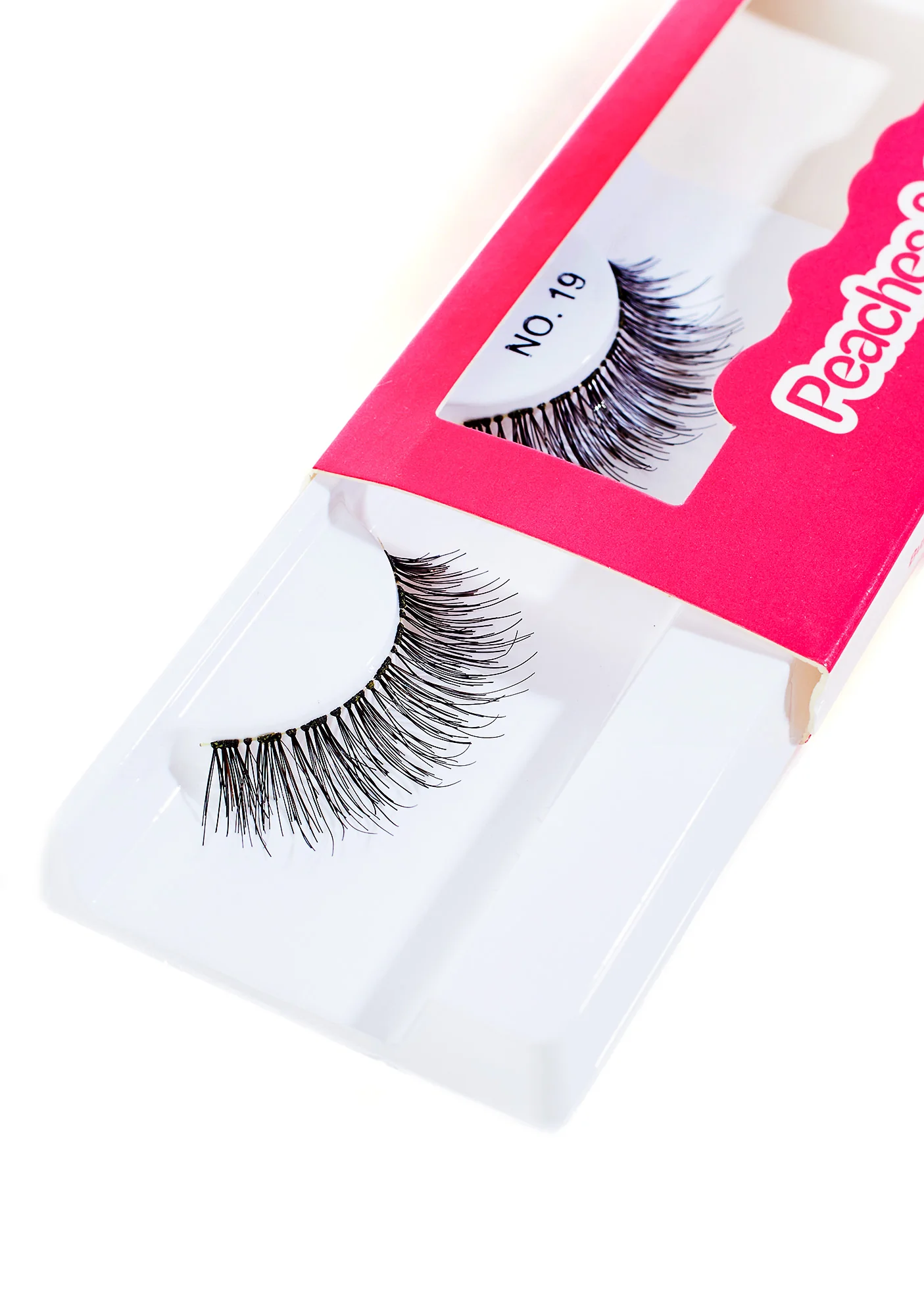 No. 19 False Lashes - Image 3