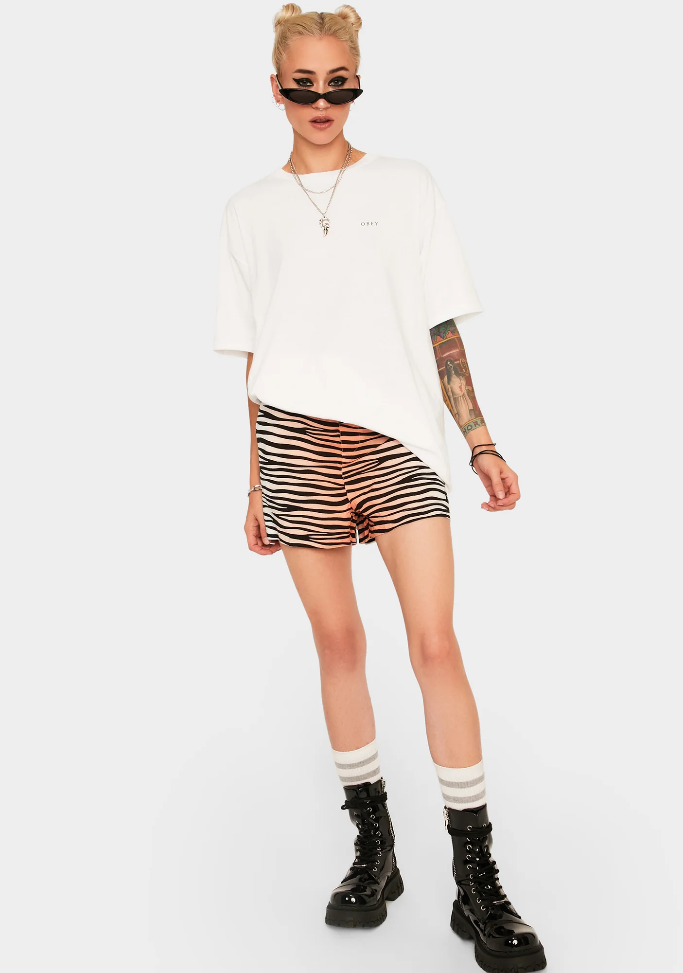 Obey Noir Women Icon Graphic Tee - Image 3