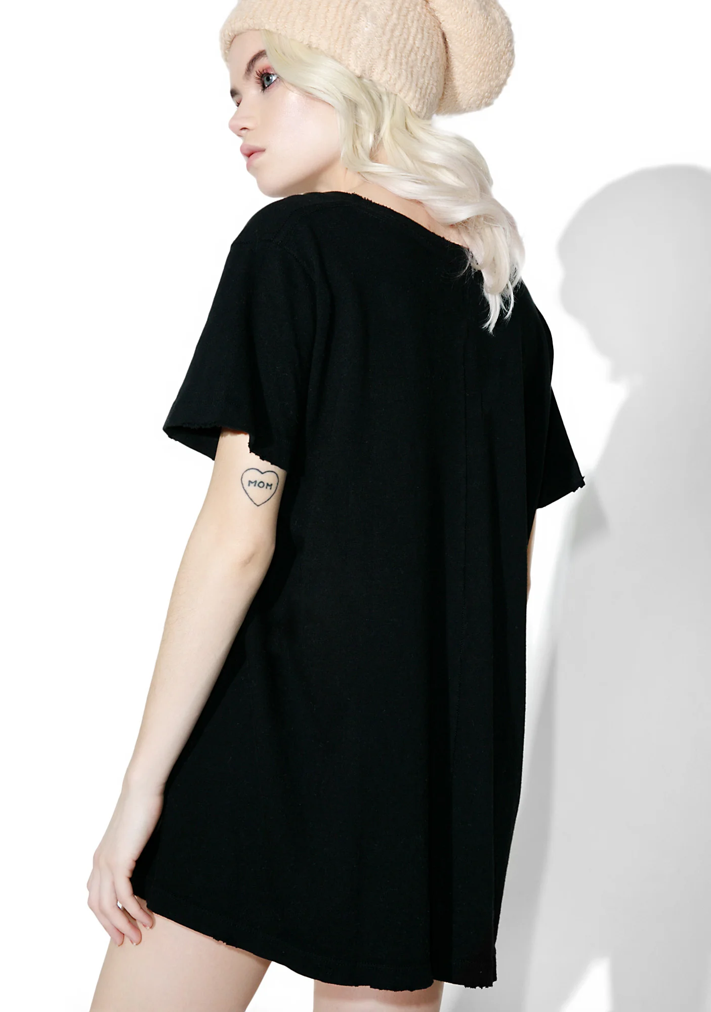 Offline Skater V Tee - Image 4