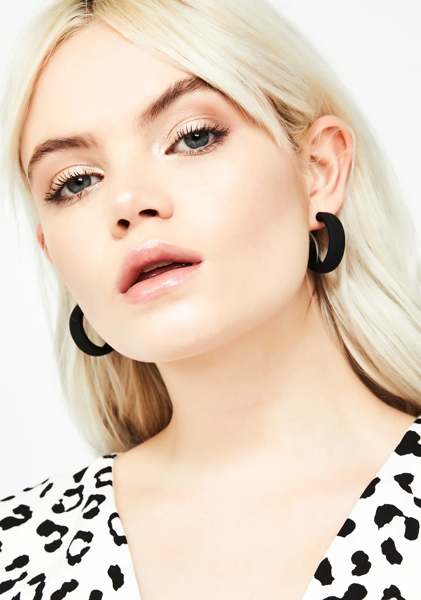 Onyx Sneaky Sass Hoop Earrings - Image 2